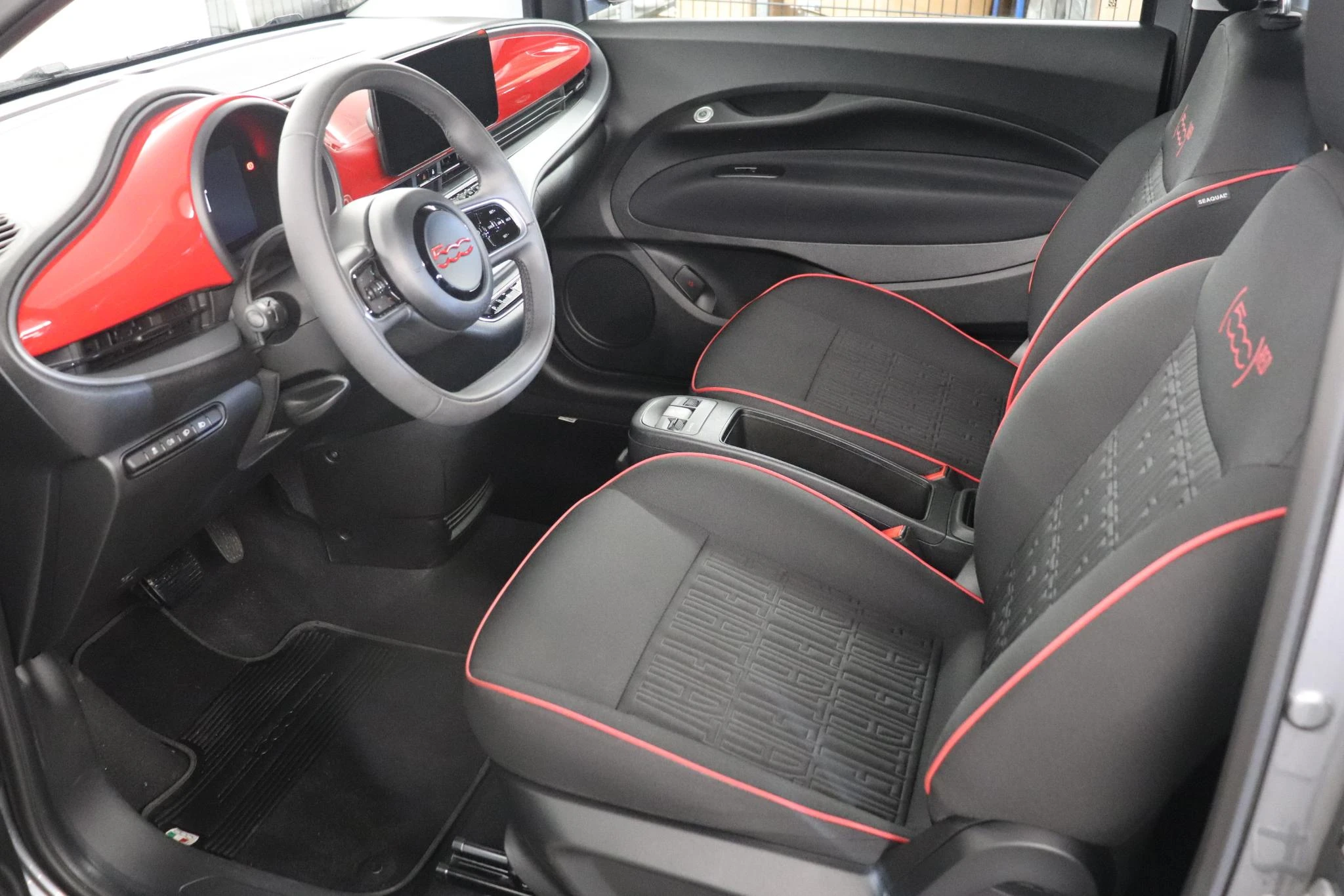 Fiat-500e-image-11