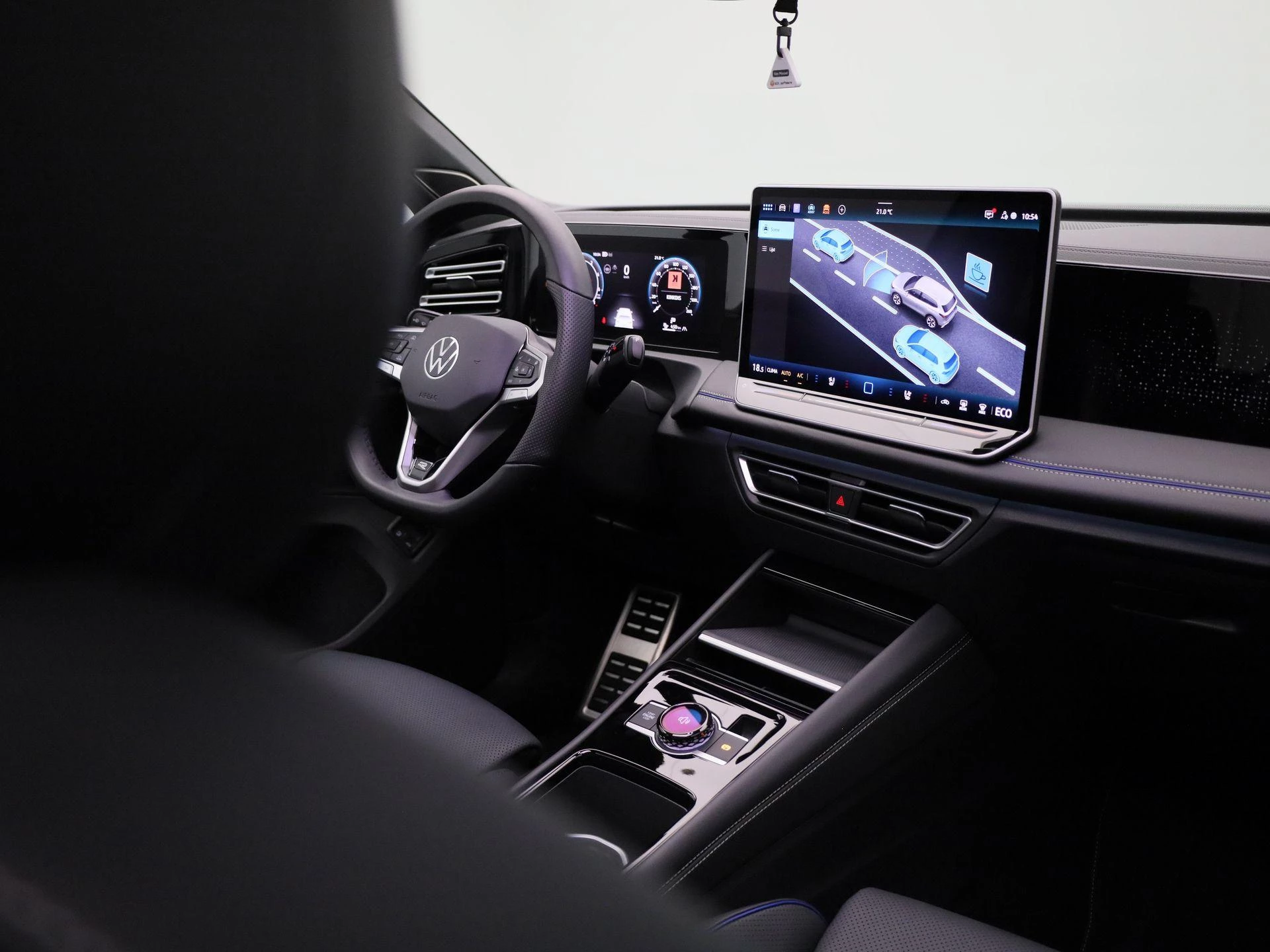 Volkswagen-Tiguan-image-44
