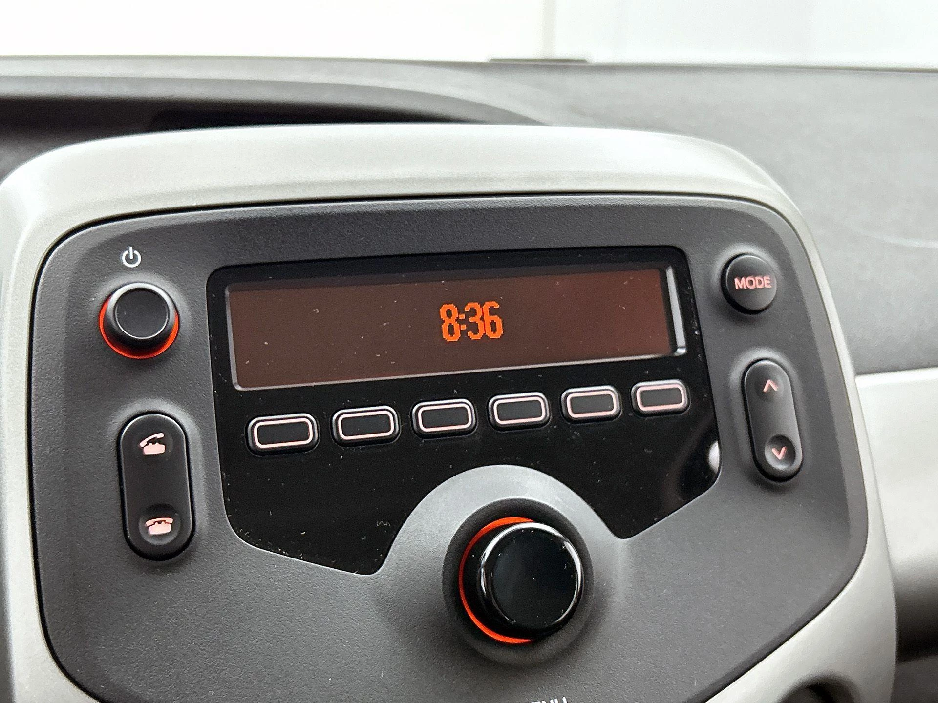 Peugeot-108-image-10