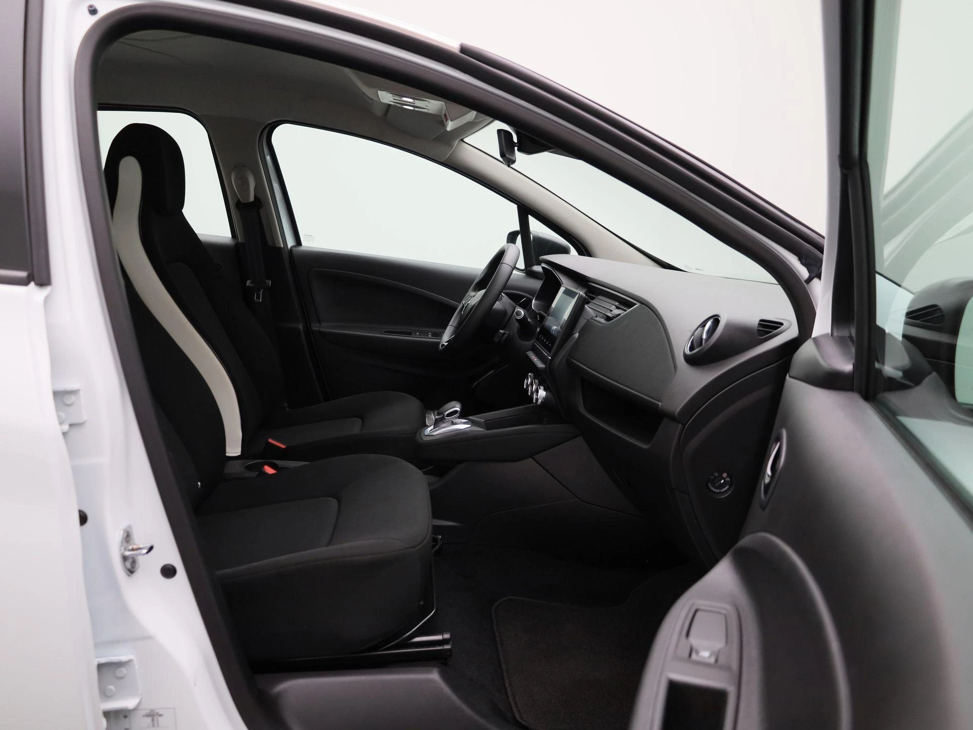 Renault-ZOE-image-32