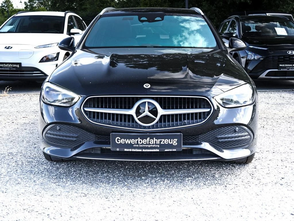 Mercedes-Benz-C-Klasse 220 d-image-2