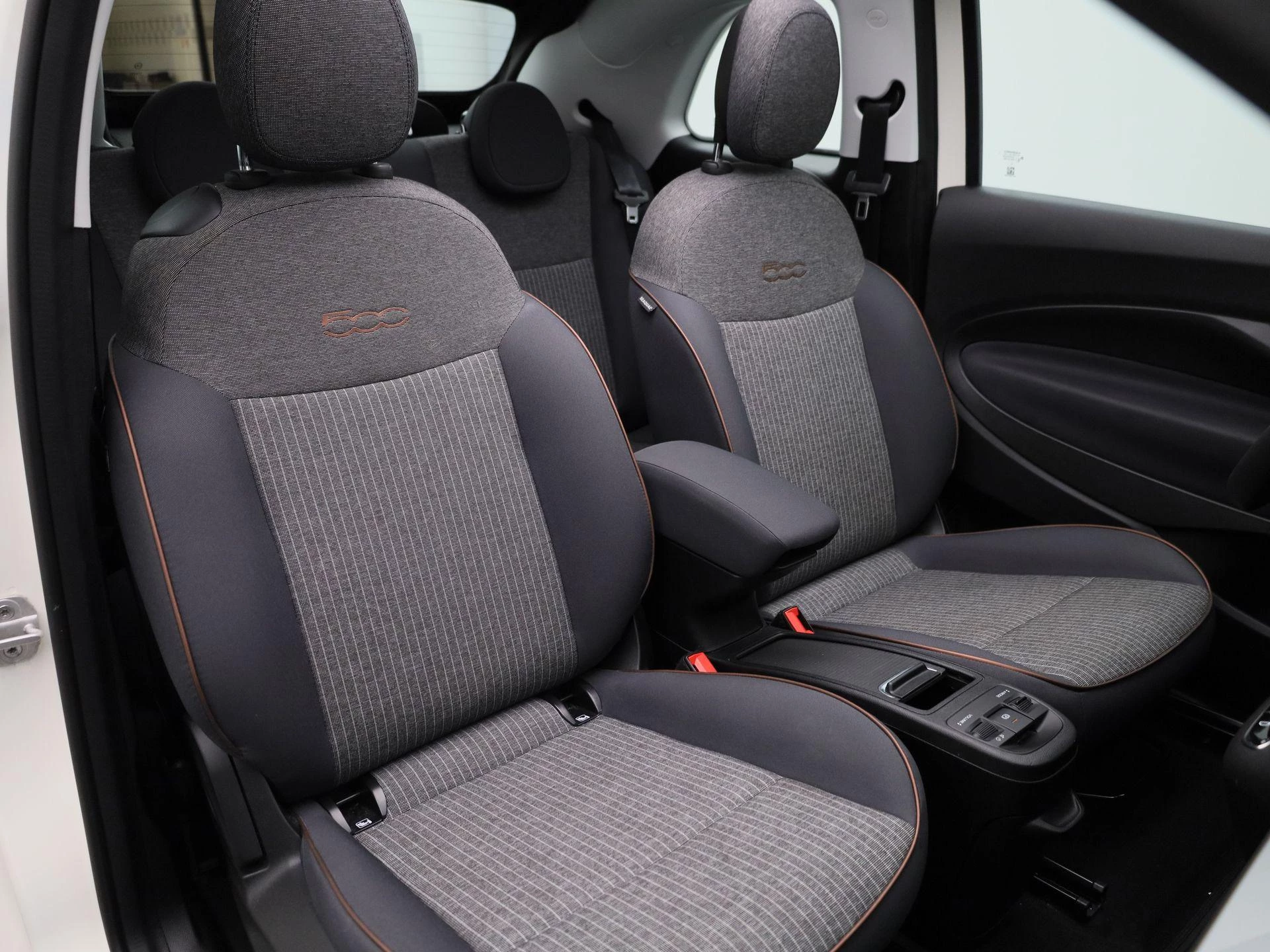 Fiat 500e C Icon 42 kWh