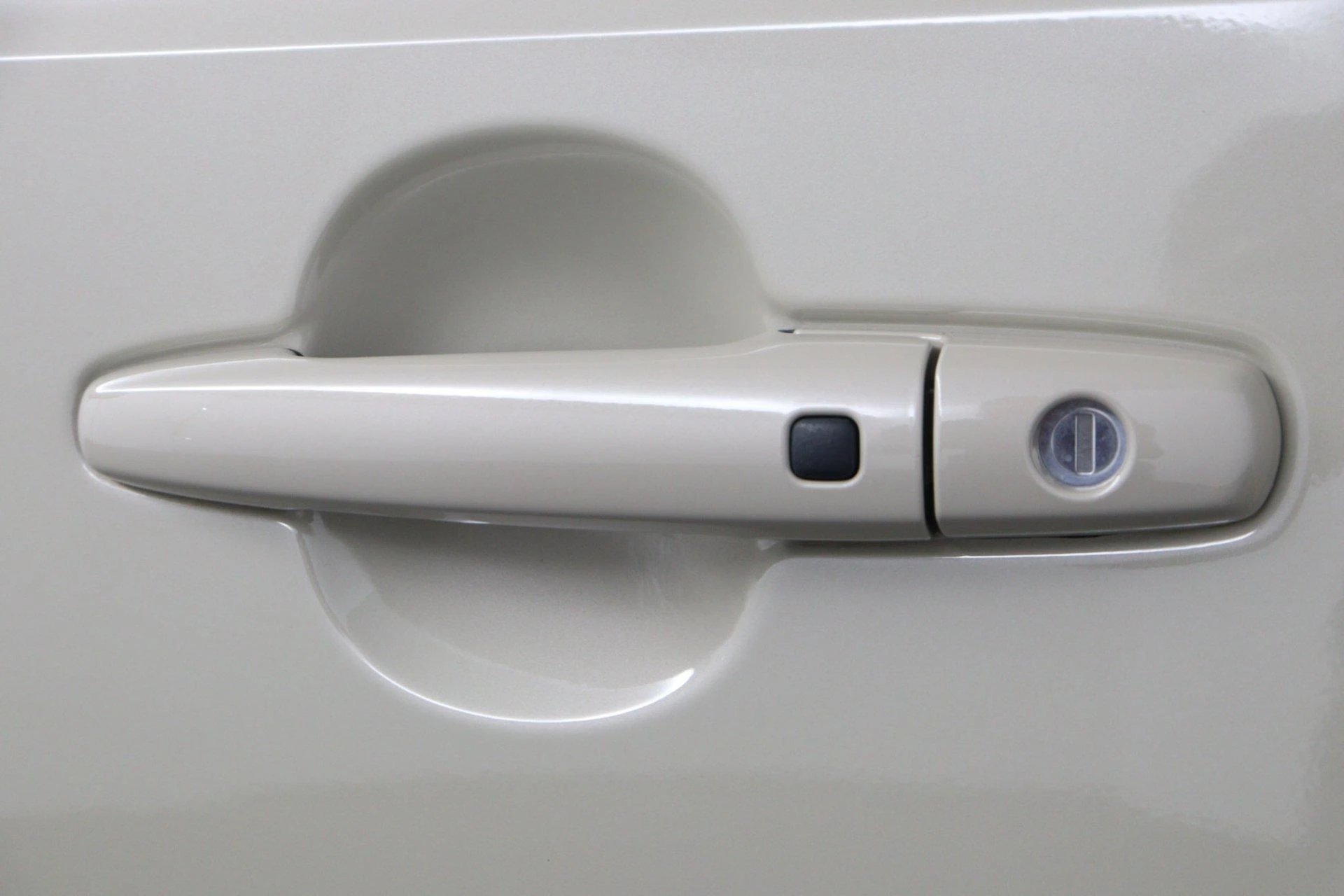 Suzuki-Ignis-image-33