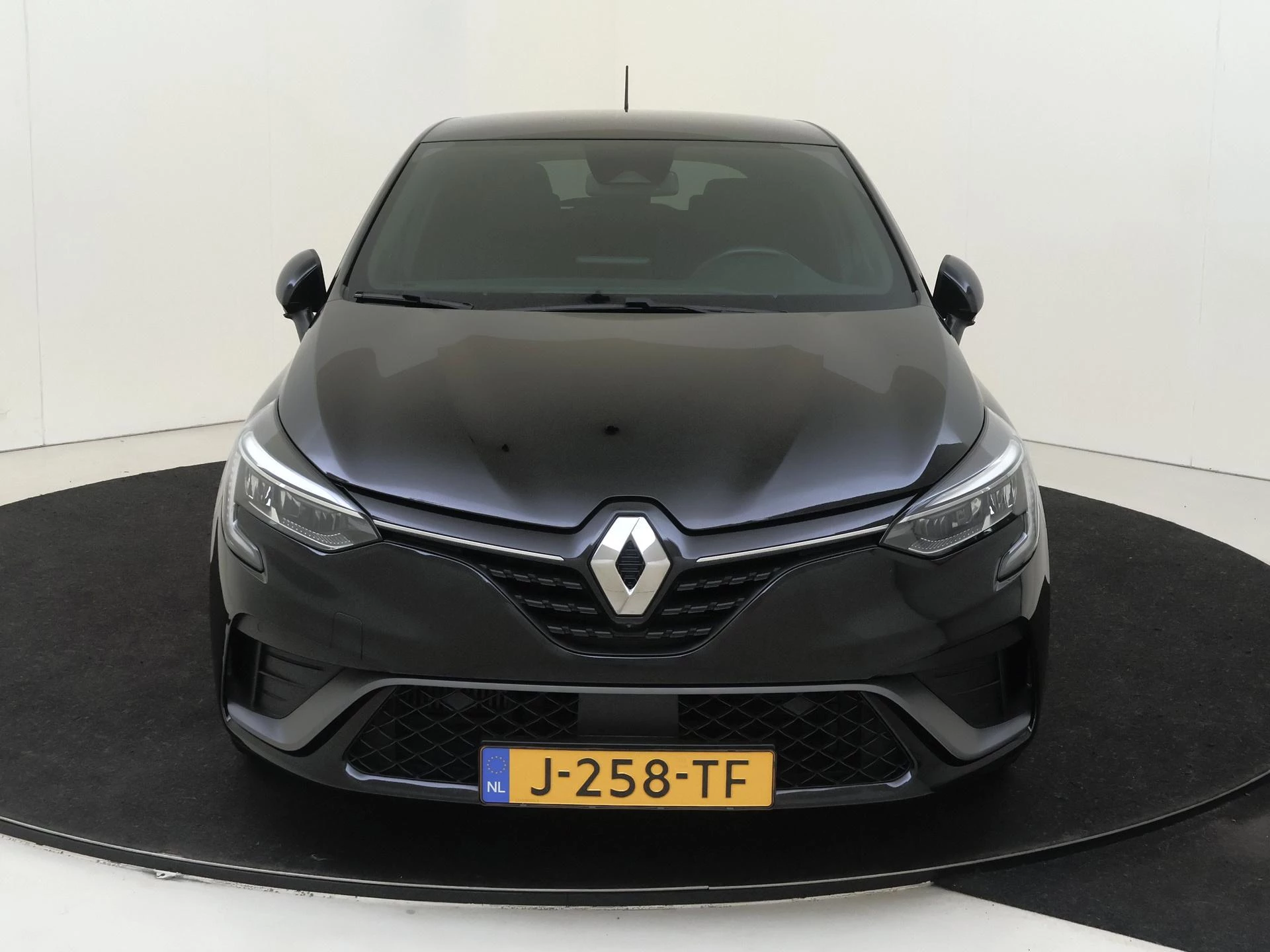 Renault-Clio-image-5
