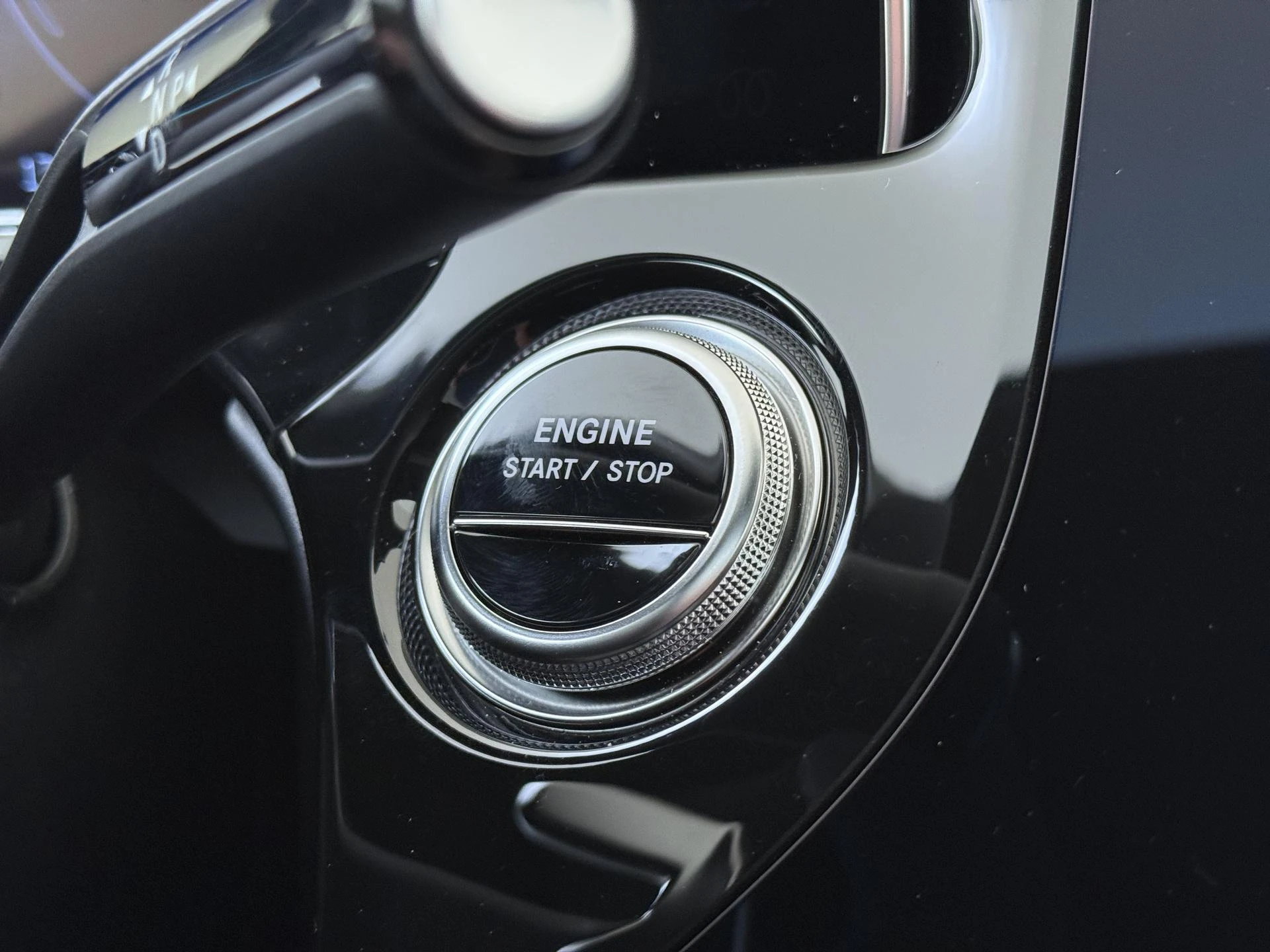 Mercedes-Benz-E-Klasse-image-33