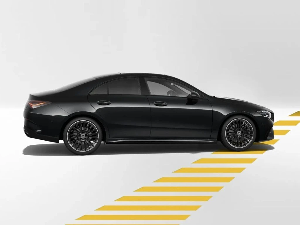 Mercedes-Benz-CLA 200-image-7