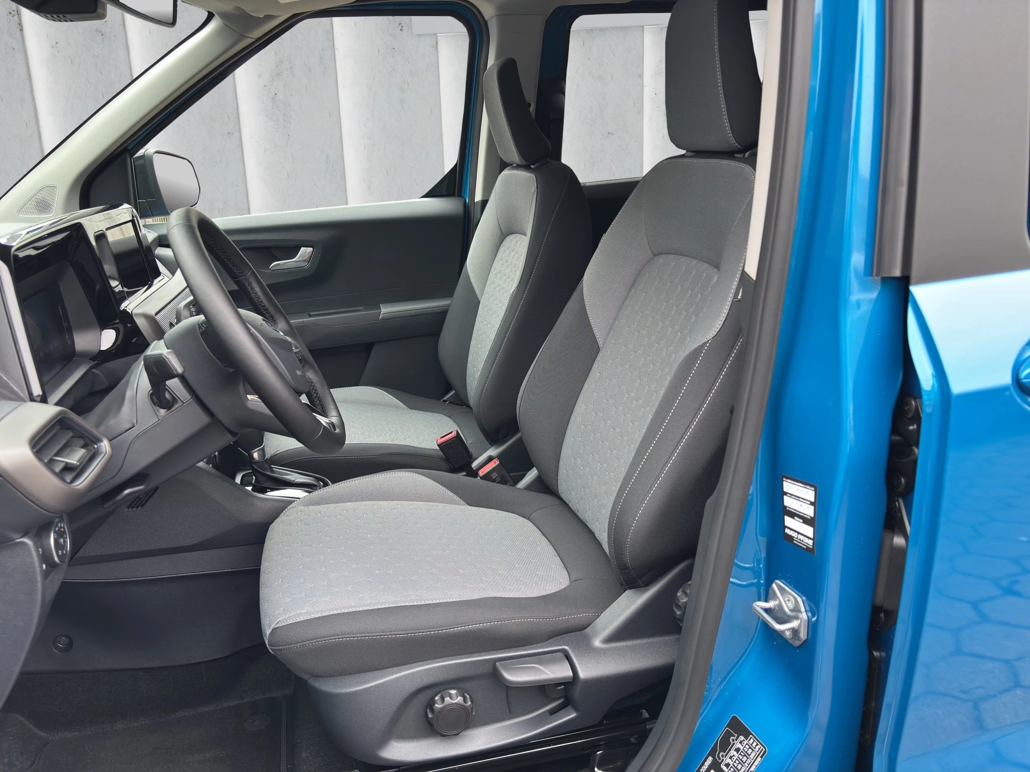 Ford-Tourneo Courier-image-9