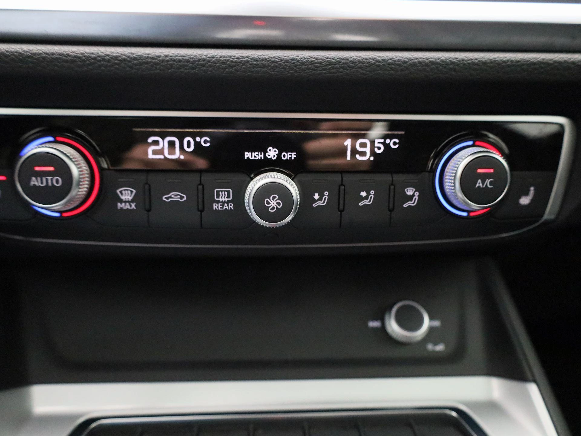 Audi-Q3-image-24
