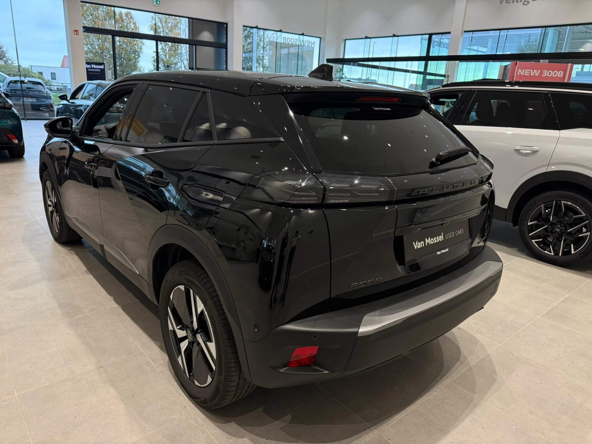 Peugeot-2008-image-4