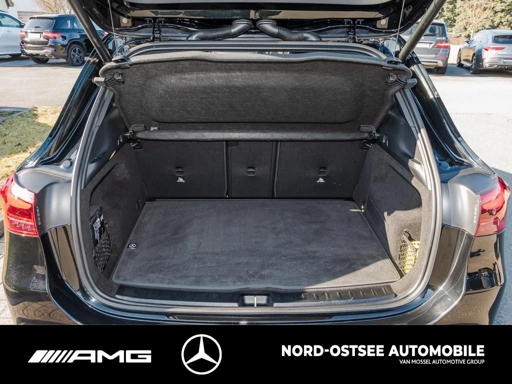 Mercedes-Benz GLA 200 PROGRESSIVE DISTRO NAVI AHK KAMERA SHZ ProgressiveC118 GLA 200 PROGRESSIVE DISTRO NAVI AHK KAMERA SHZ Progressive