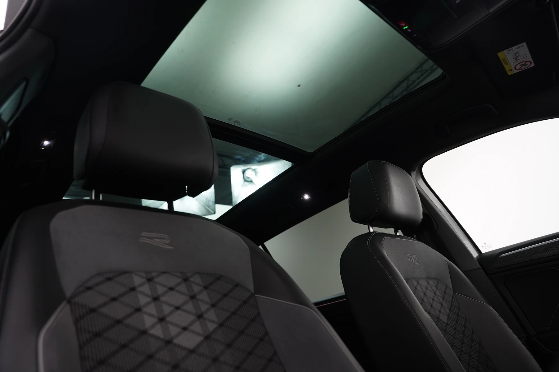Volkswagen-Tiguan Allspace-image-28