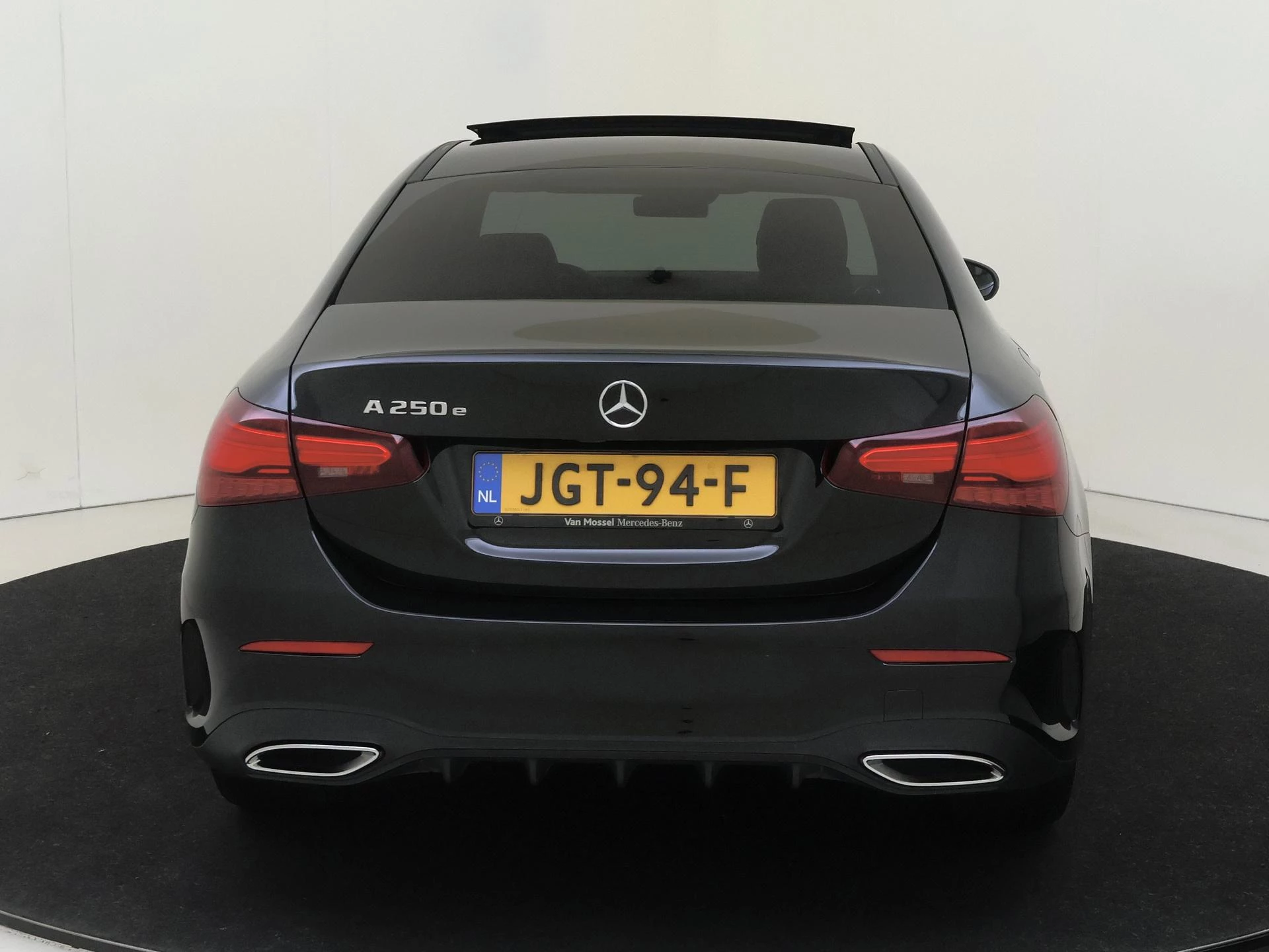 Mercedes-Benz A-Klasse 250 e Star Edition AMG Line