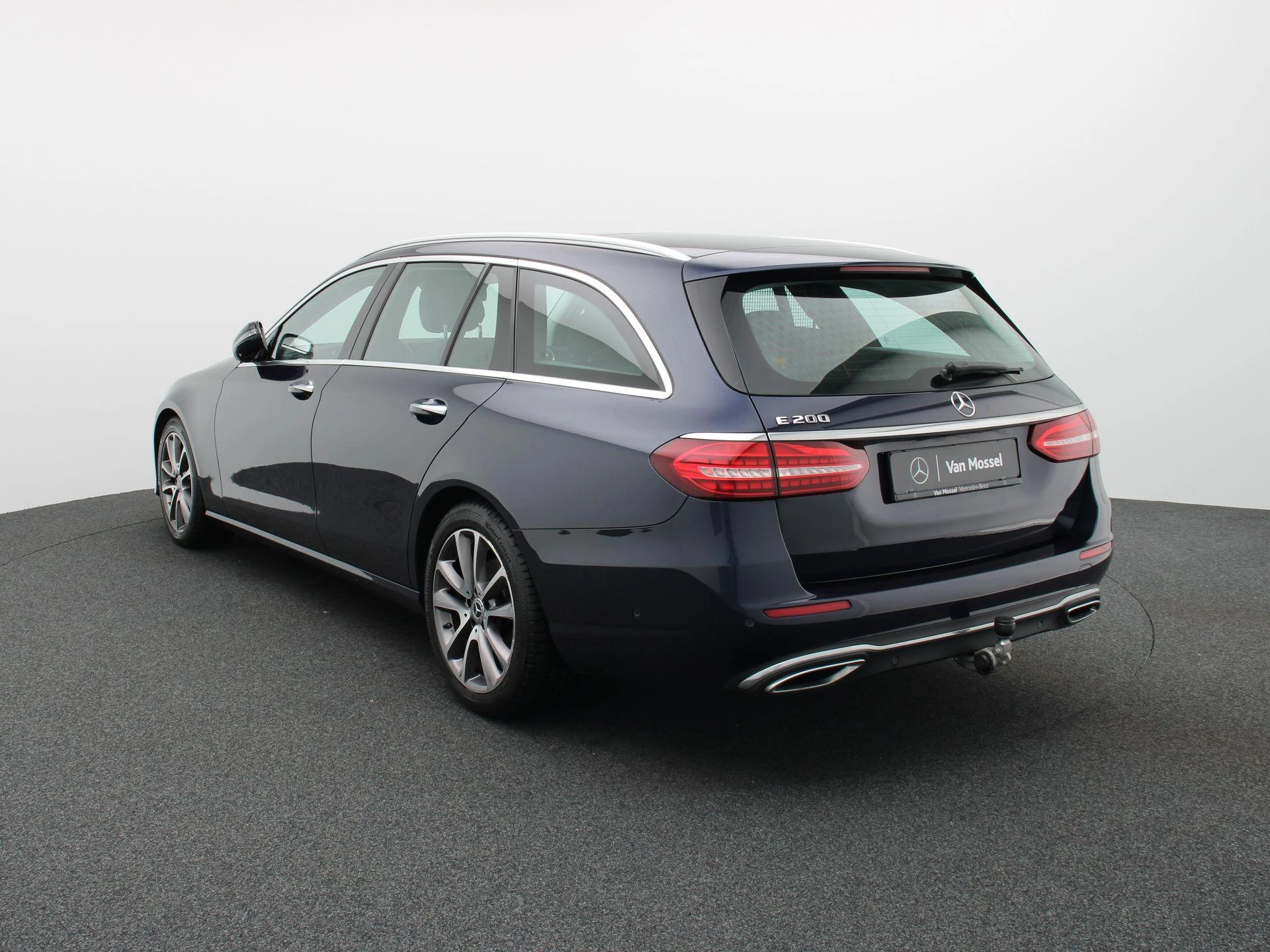 Mercedes-Benz Classe E 200 Business Solution Estate + LEDER + PANO DAK + BURMESTER + TREKHAAK +360VIEW