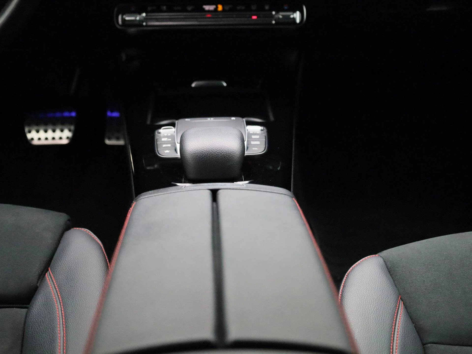 Mercedes-Benz-A-Klasse-image-9
