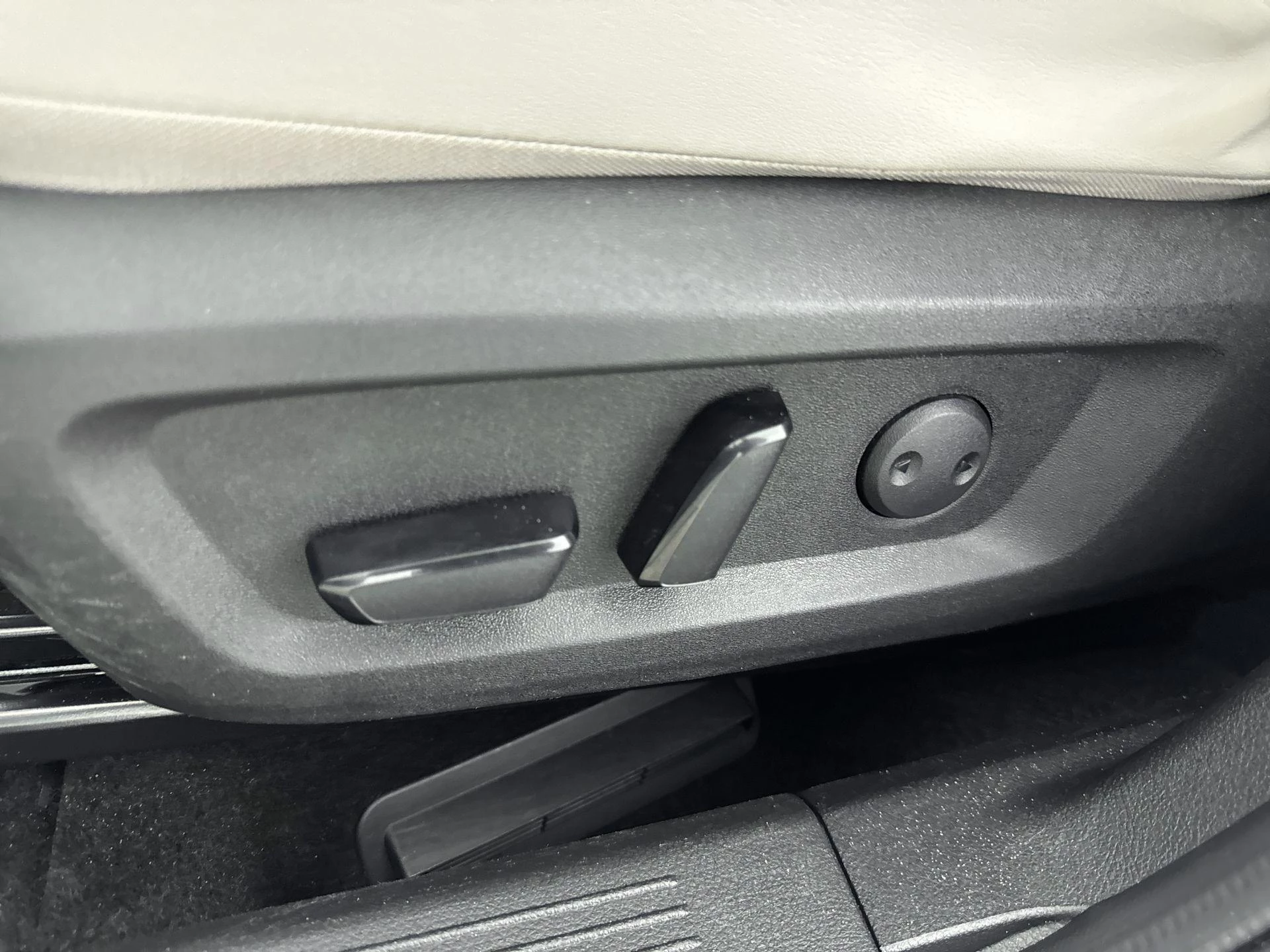 Nissan-X-Trail-image-15