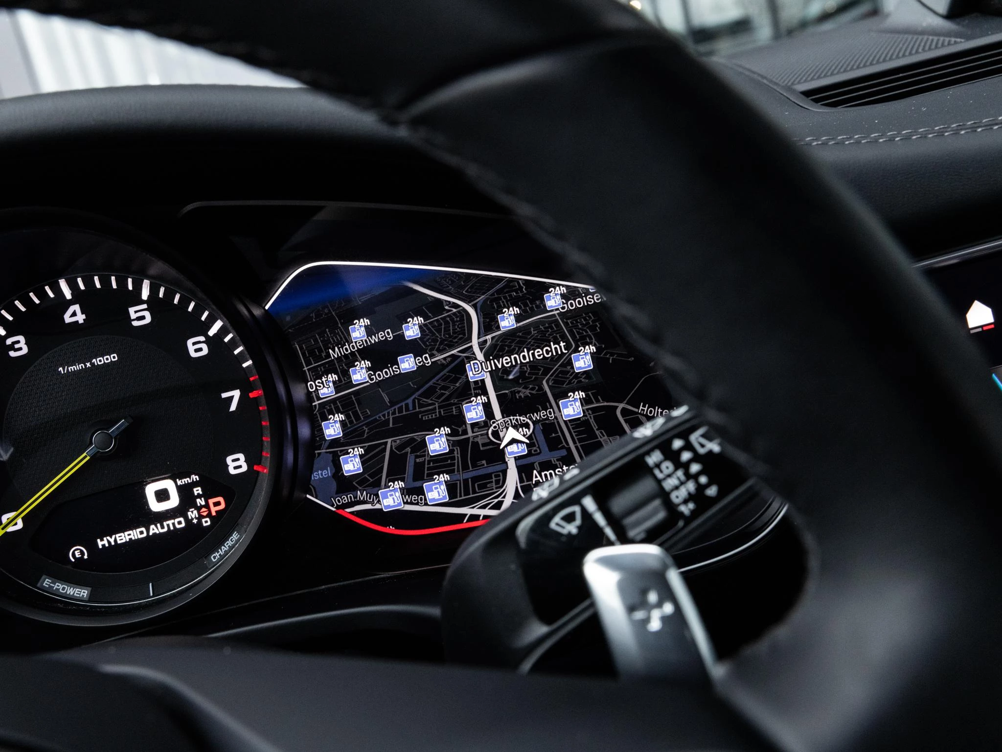 Porsche-Panamera-image-51