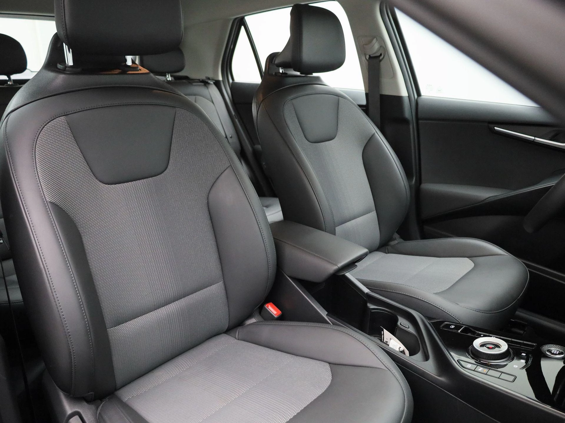 Kia-Niro-image-36