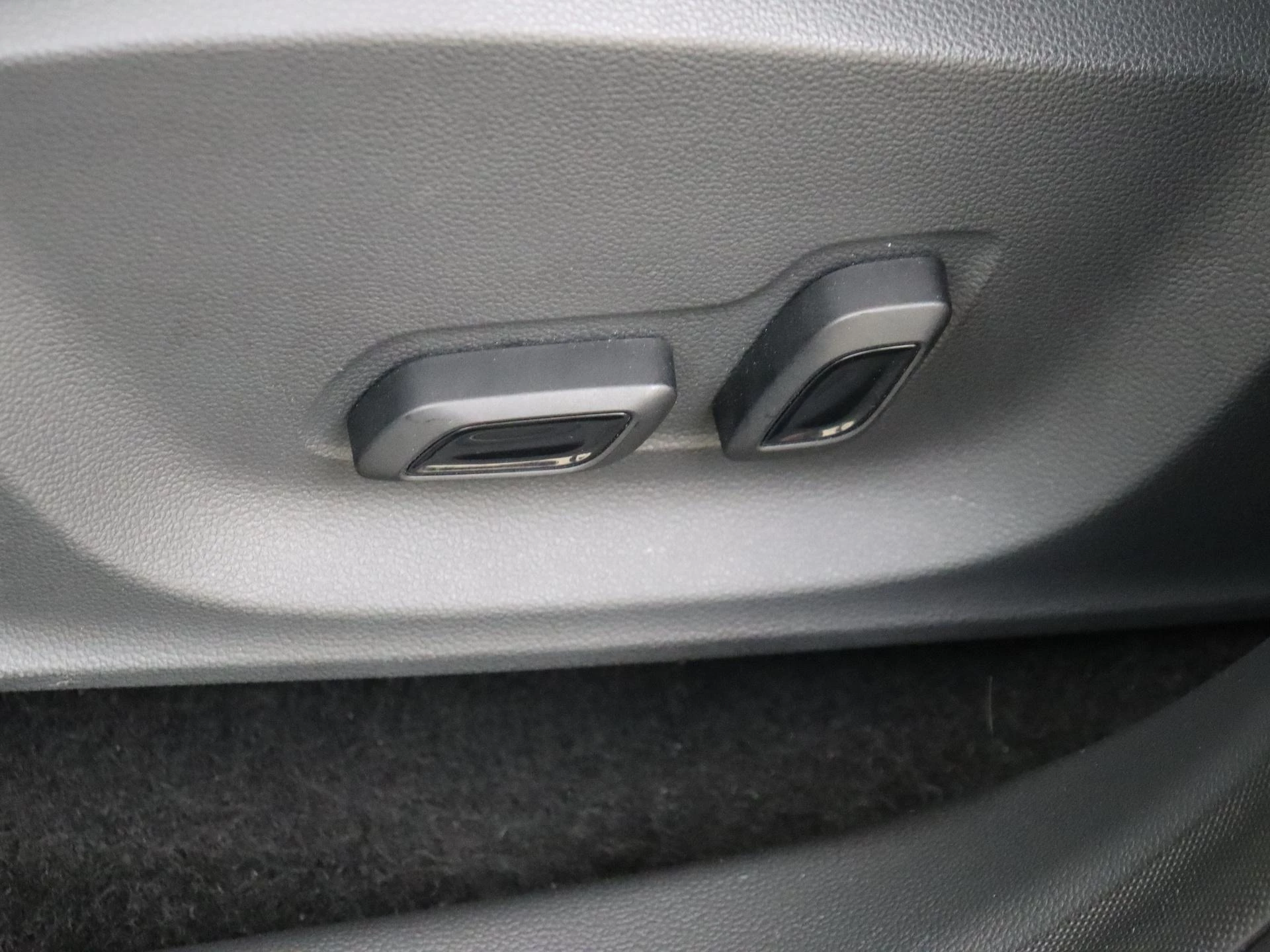 MG ZS EV EV Standard Range Luxury 50 kWh