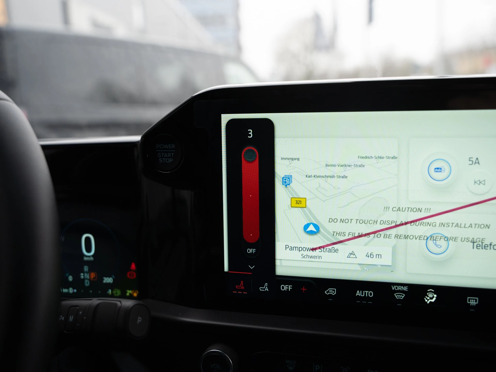 Ford Transit Custom Limited 2.0 EcoBlue 125kW 320 L2 Auto Turnier. 4-türig