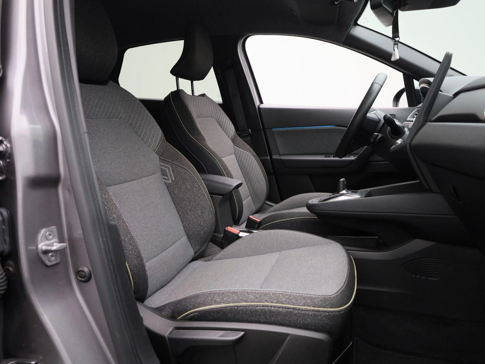 Renault-Captur-image-36