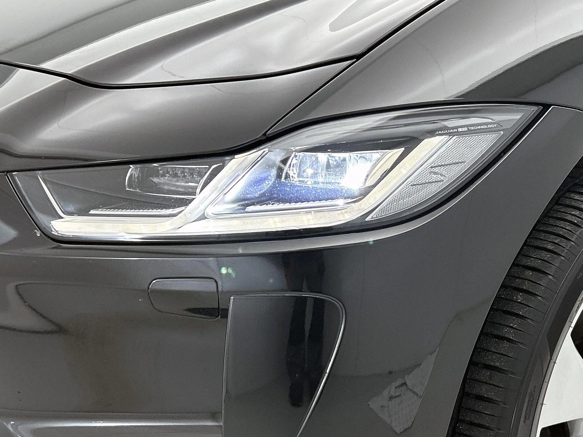 Jaguar-I-PACE-image-59