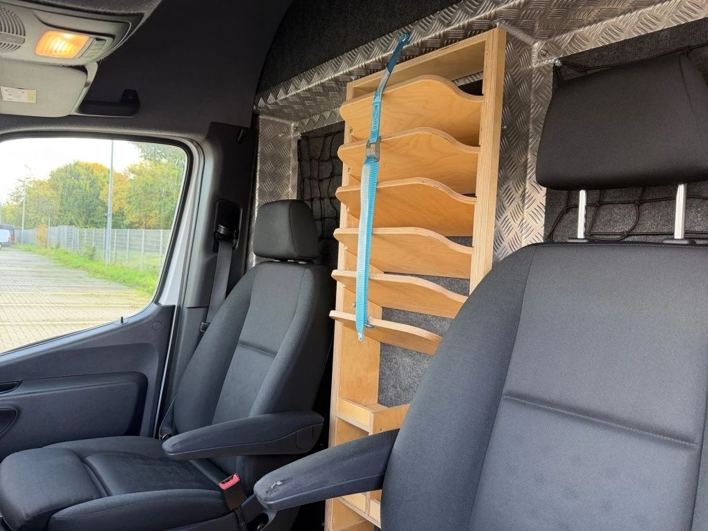 Mercedes-Benz-Sprinter 314-image-16