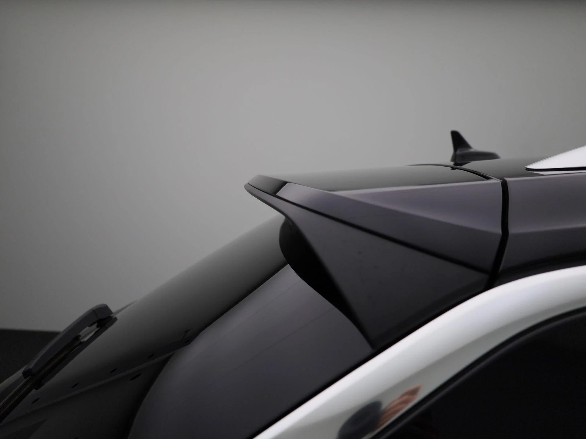 Volkswagen-T-Roc-image-44