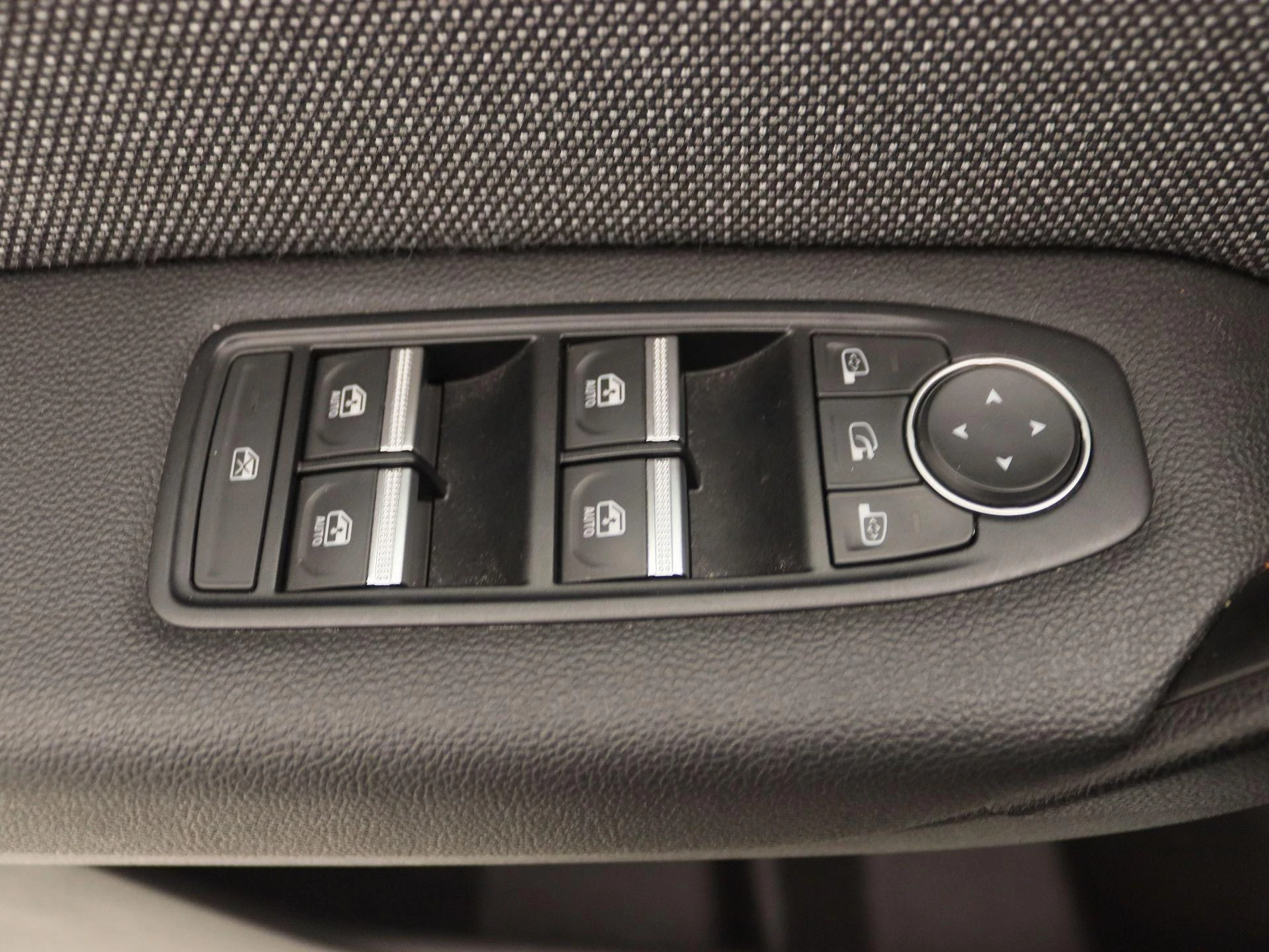 Renault-Captur-image-20