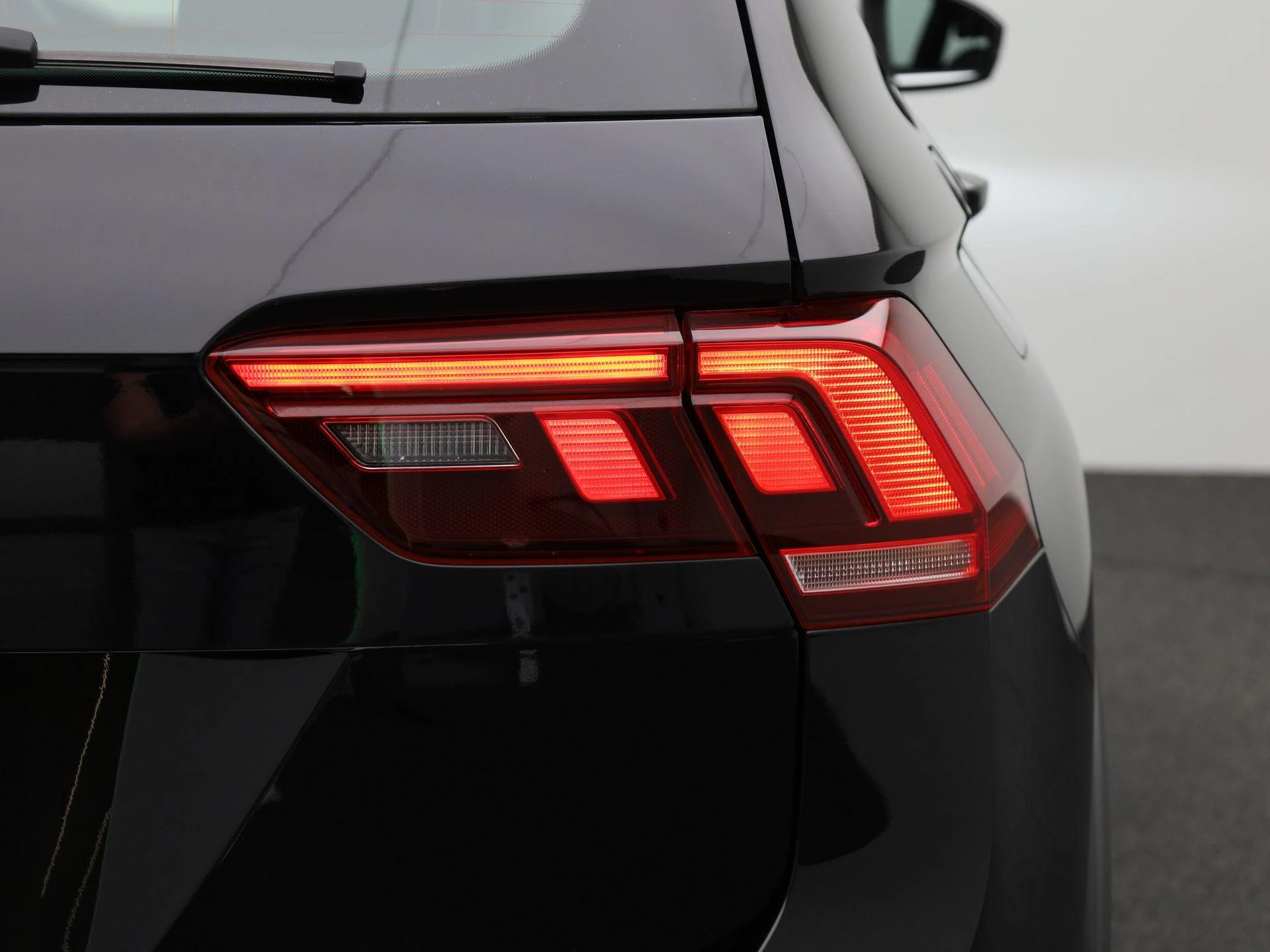 Volkswagen-Tiguan-image-39