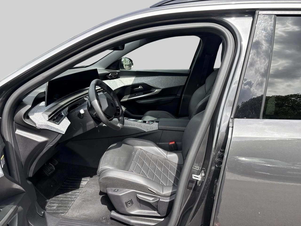 Peugeot 5008 1.2 HYBRID 136 e-DSC6 Allure