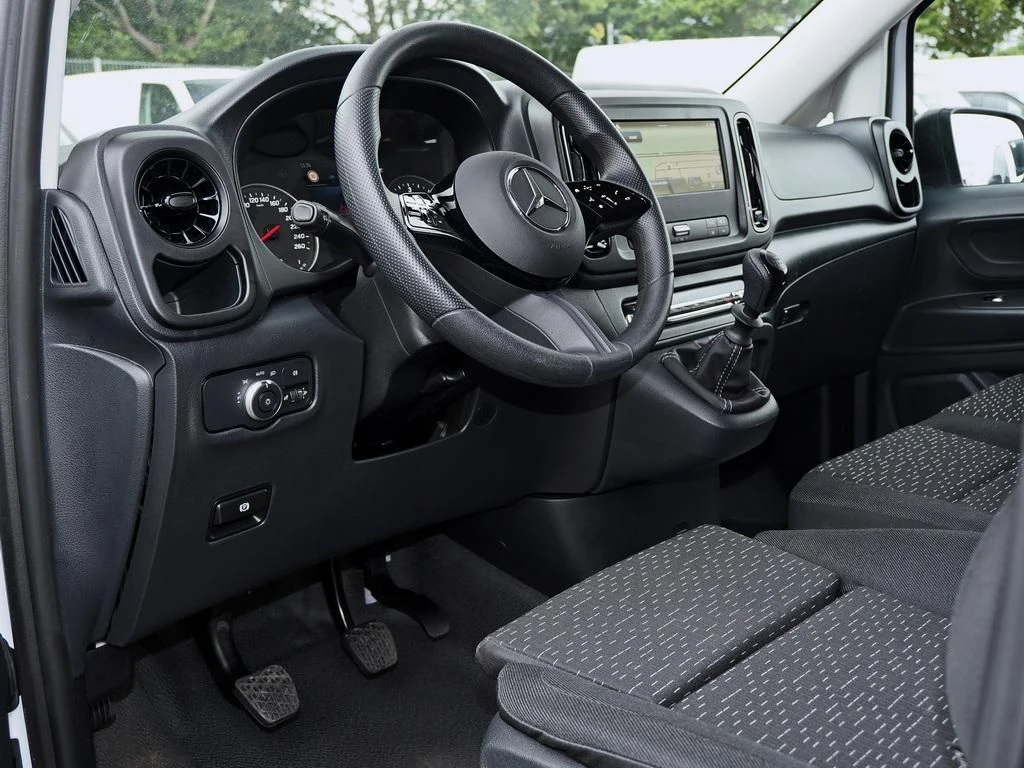 Mercedes-Benz-Vito 116-image-7