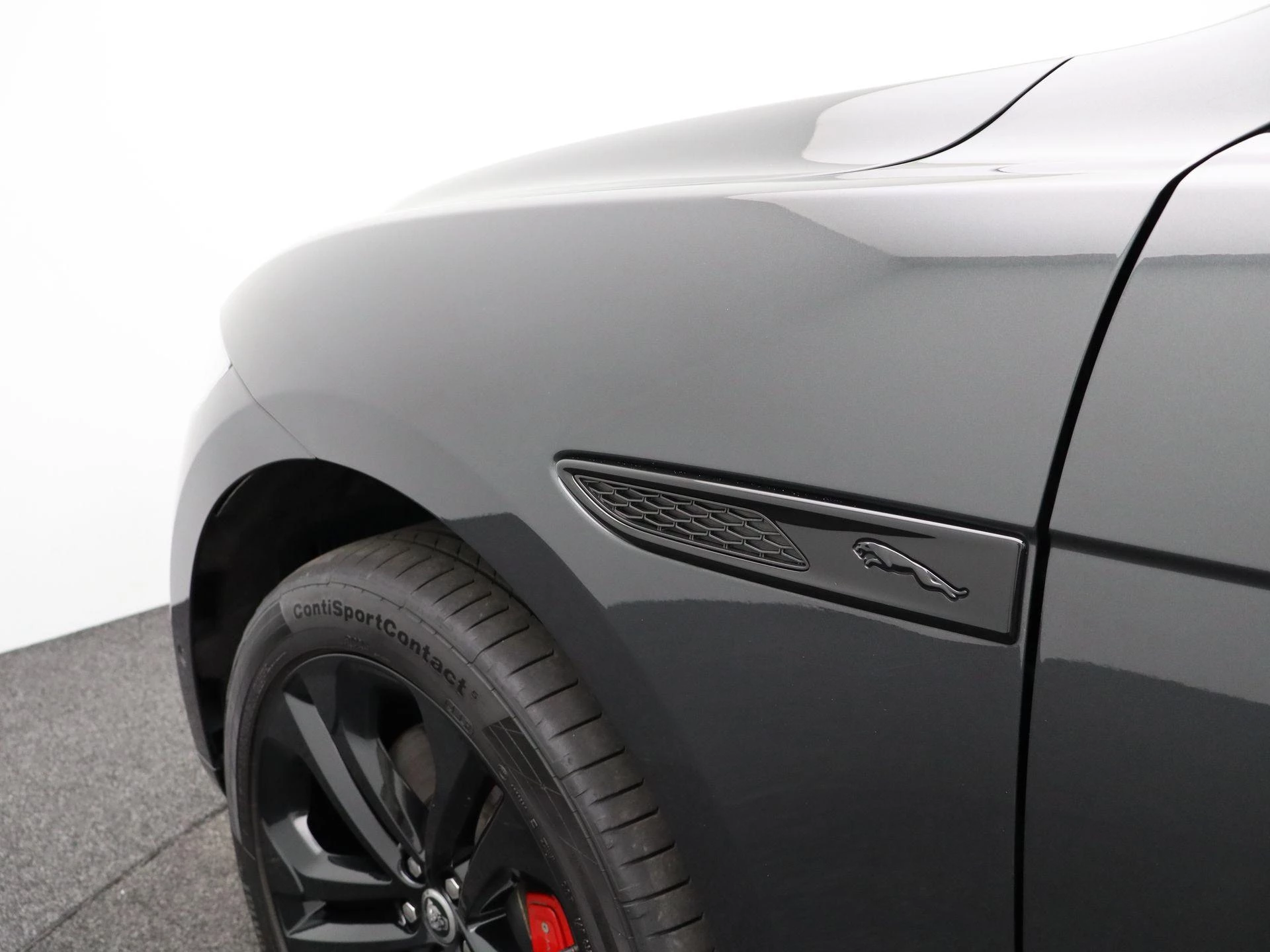 Jaguar F-PACE P400e PHEV R-Dynamic HSE 90th Ann. Edition