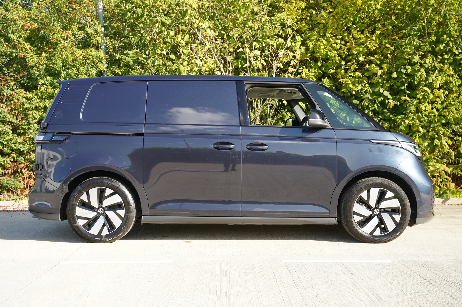 Volkswagen-ID. Buzz-image-3