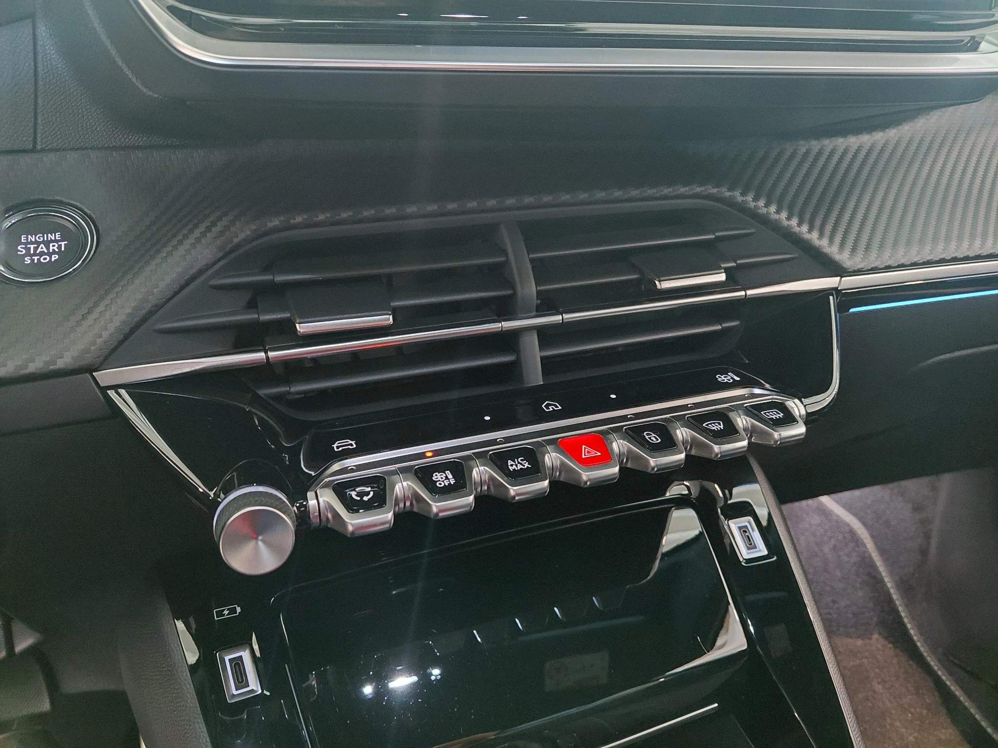 Peugeot-2008-image-18