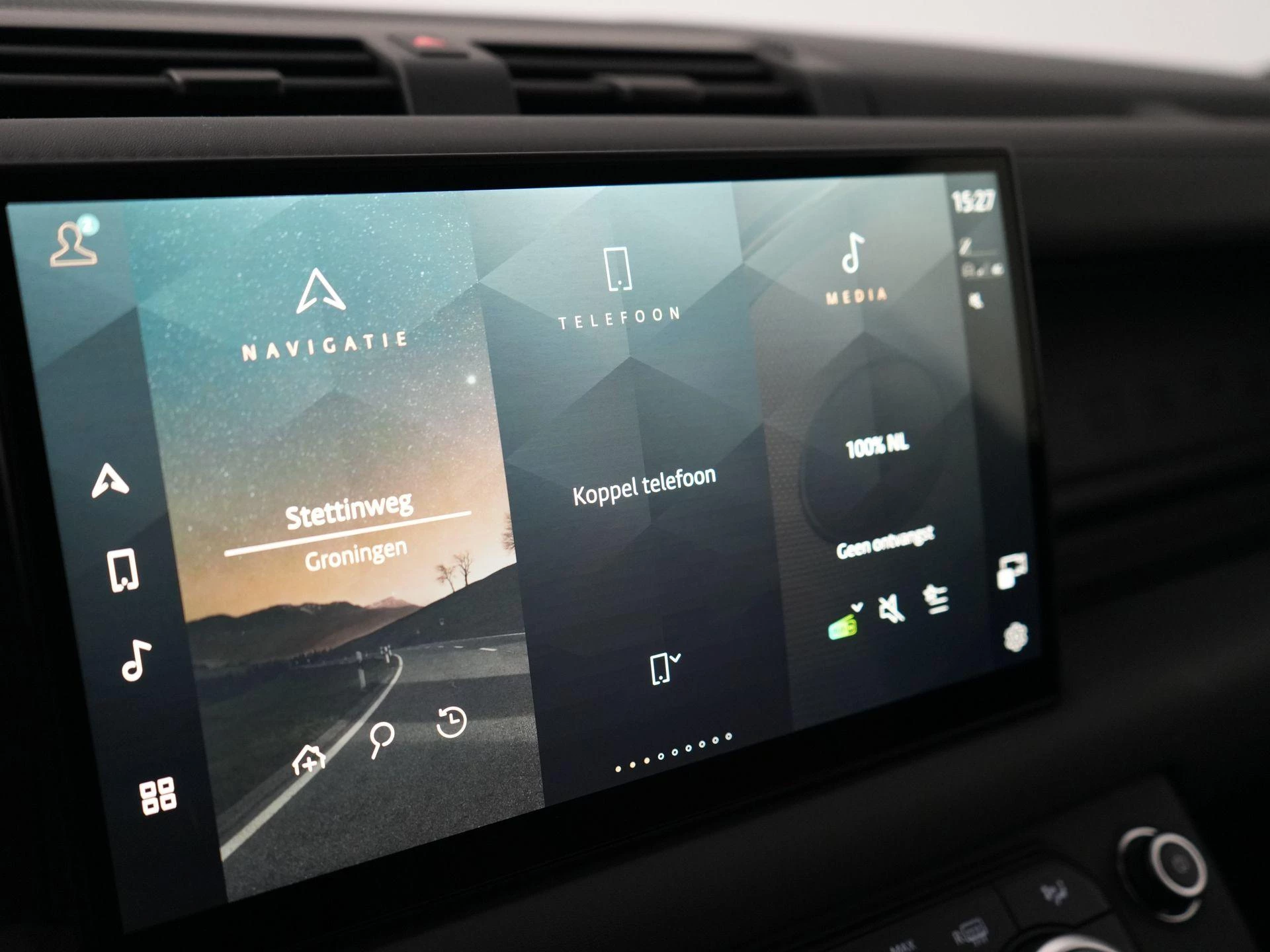 Land Rover-Defender-image-20