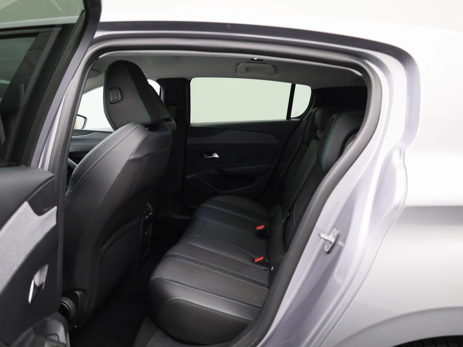 Peugeot-308-image-11