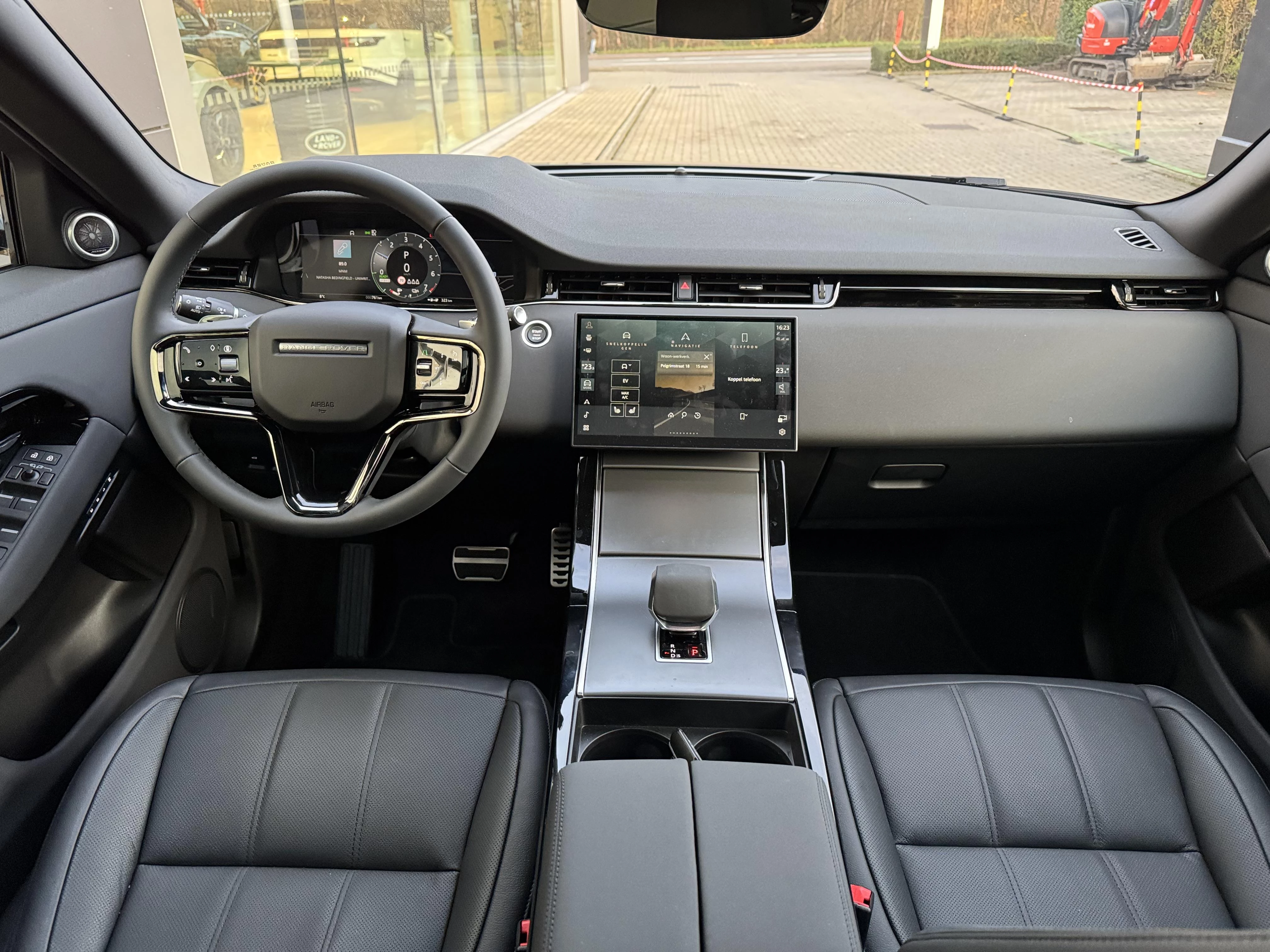 Land Rover Range Rover Evoque P270e Dynamic SE AWD