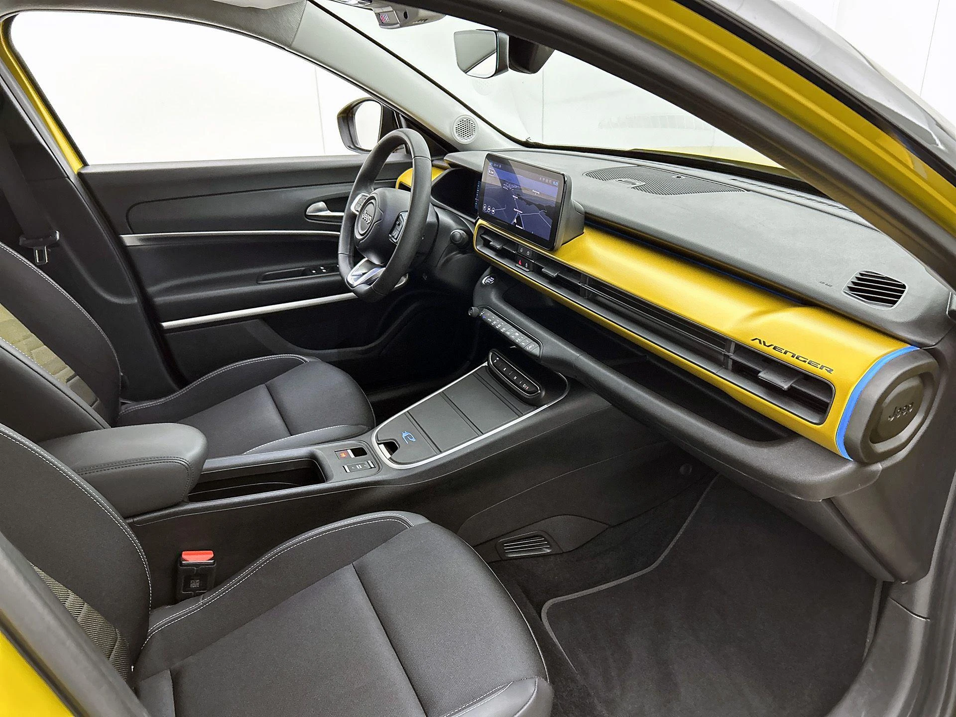 Jeep-Avenger-image-24