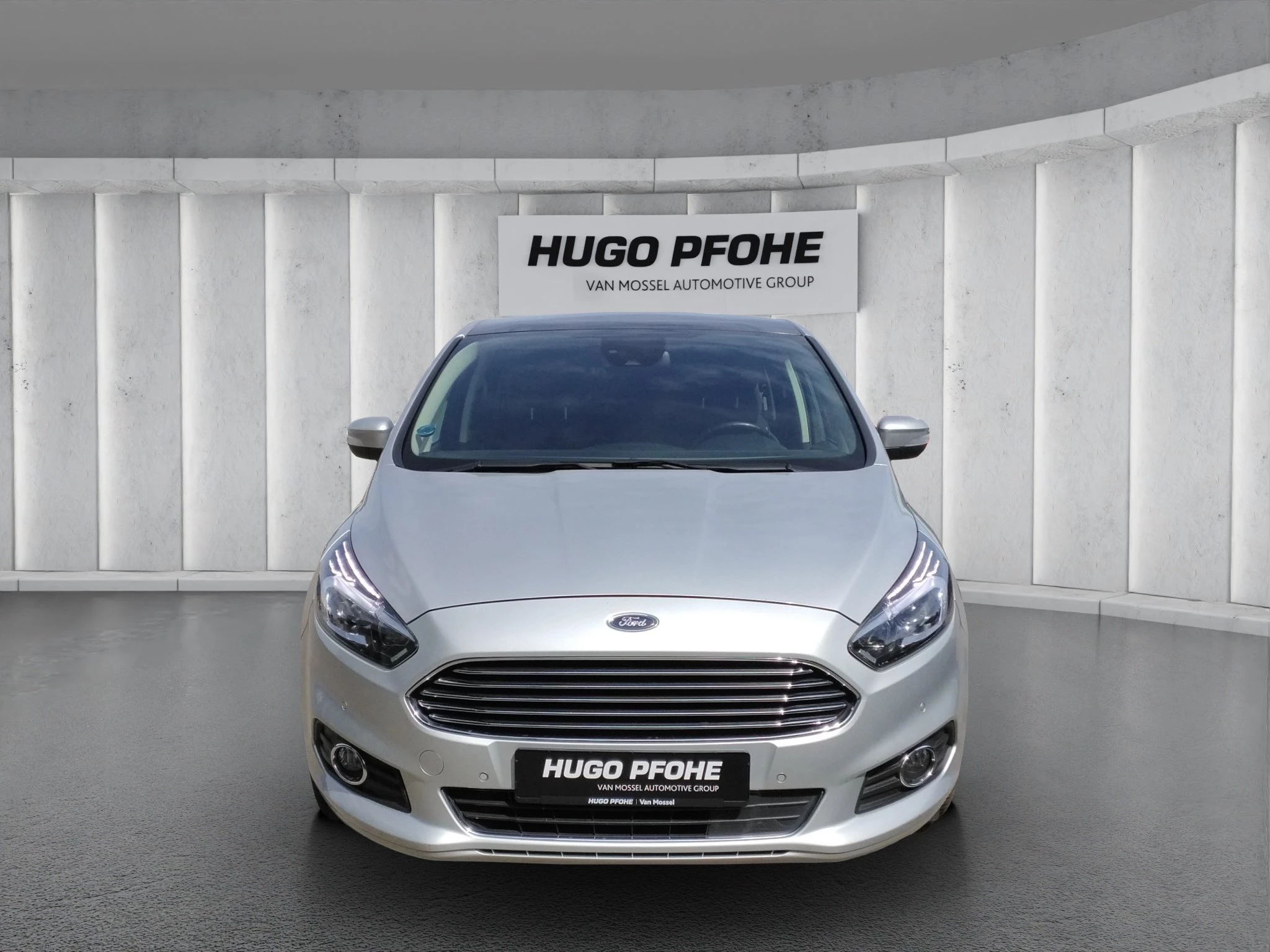 Ford S-Max Titanium 7-Sitzer