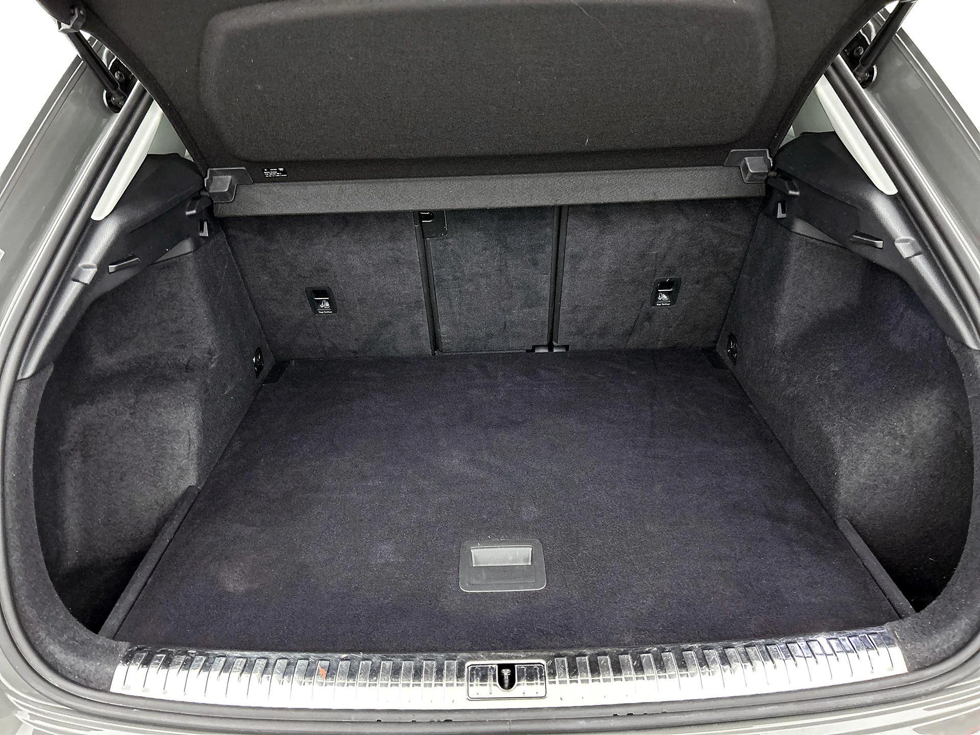Audi-Q3-image-23