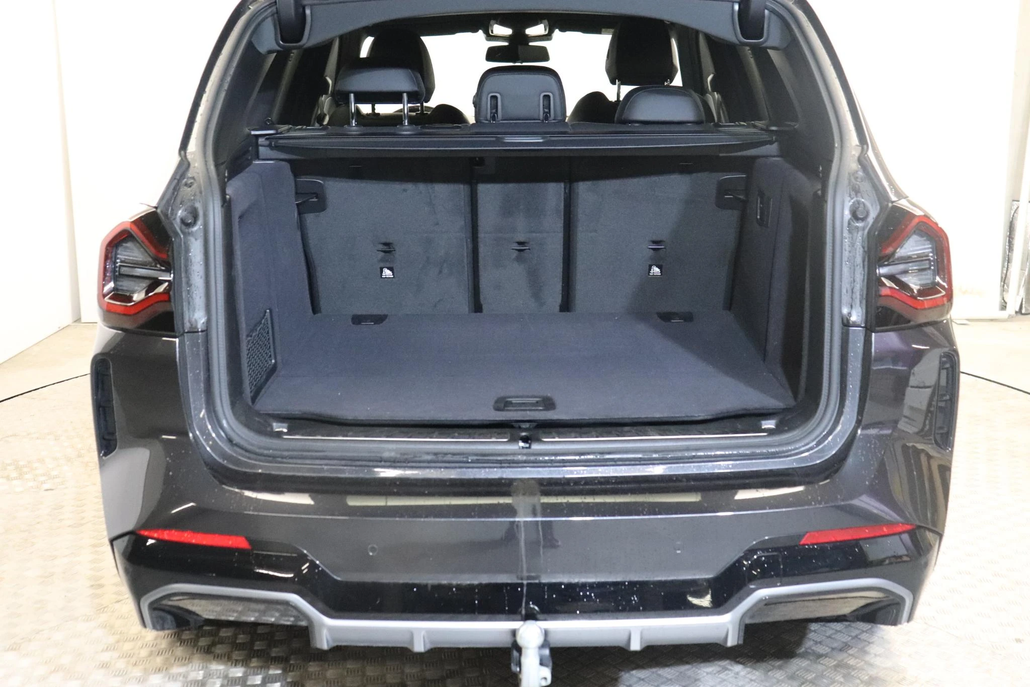 BMW-iX3-image-5