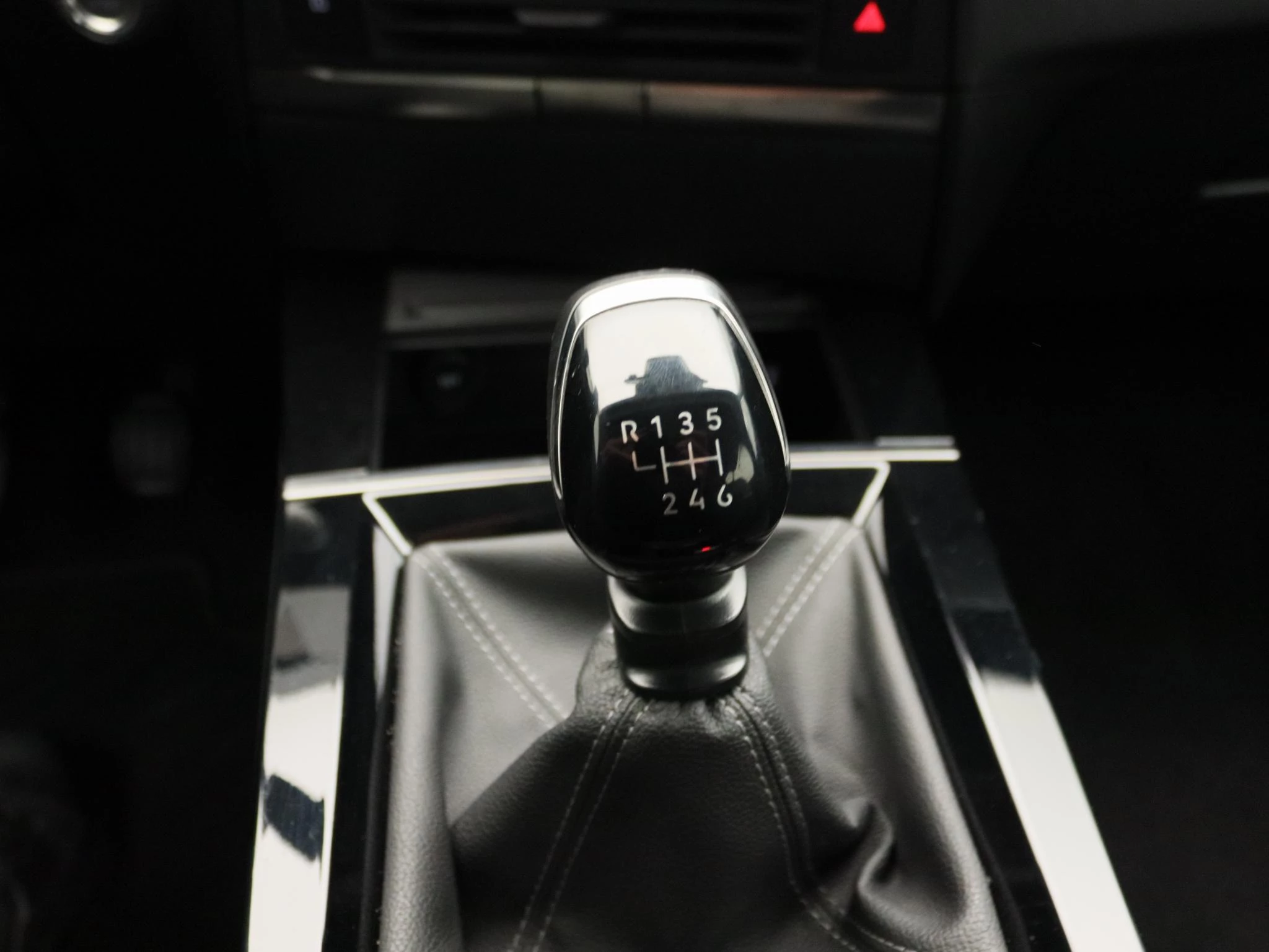 Opel-Astra-image-10
