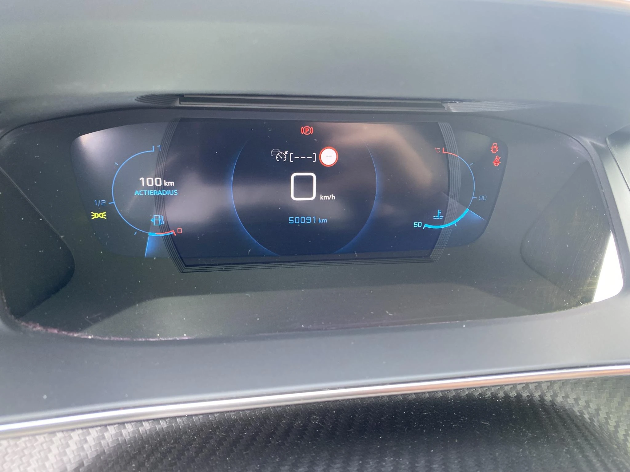 Peugeot-208-image-54