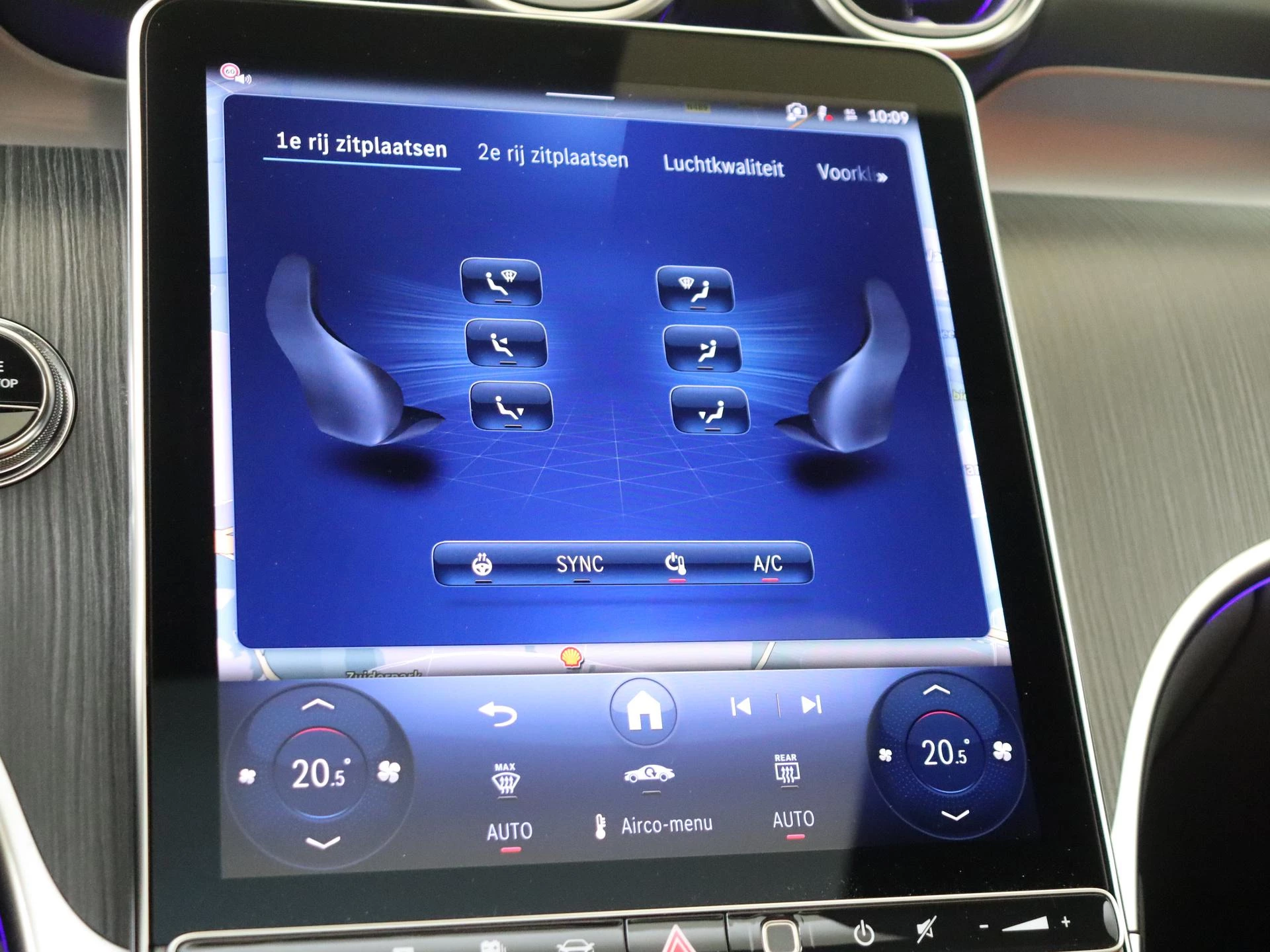 Mercedes-Benz-GLC-image-17