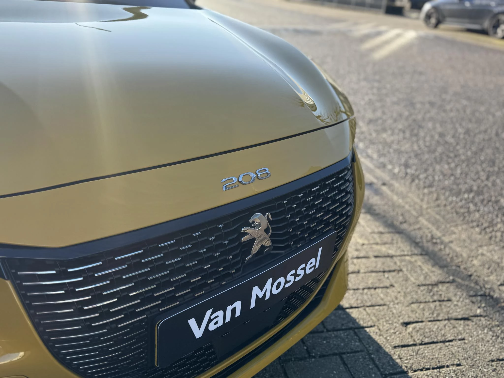 Peugeot-208-image-8
