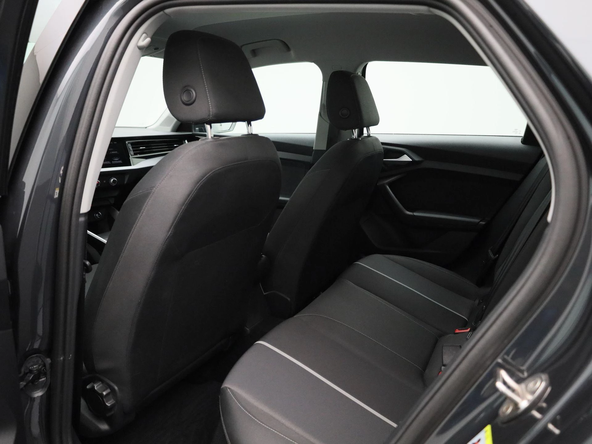 Audi-A1 Sportback-image-9