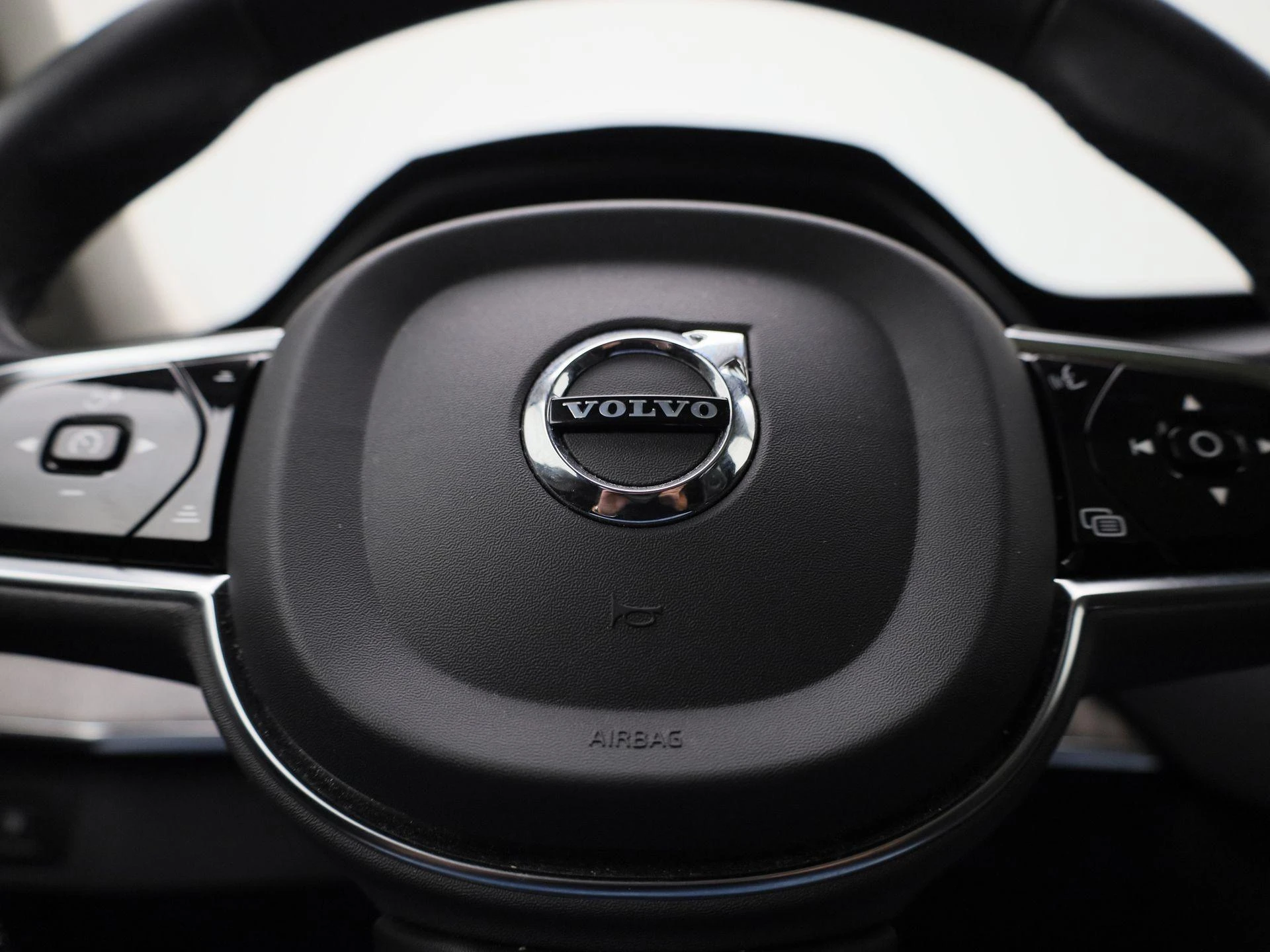 Volvo-XC90-image-31