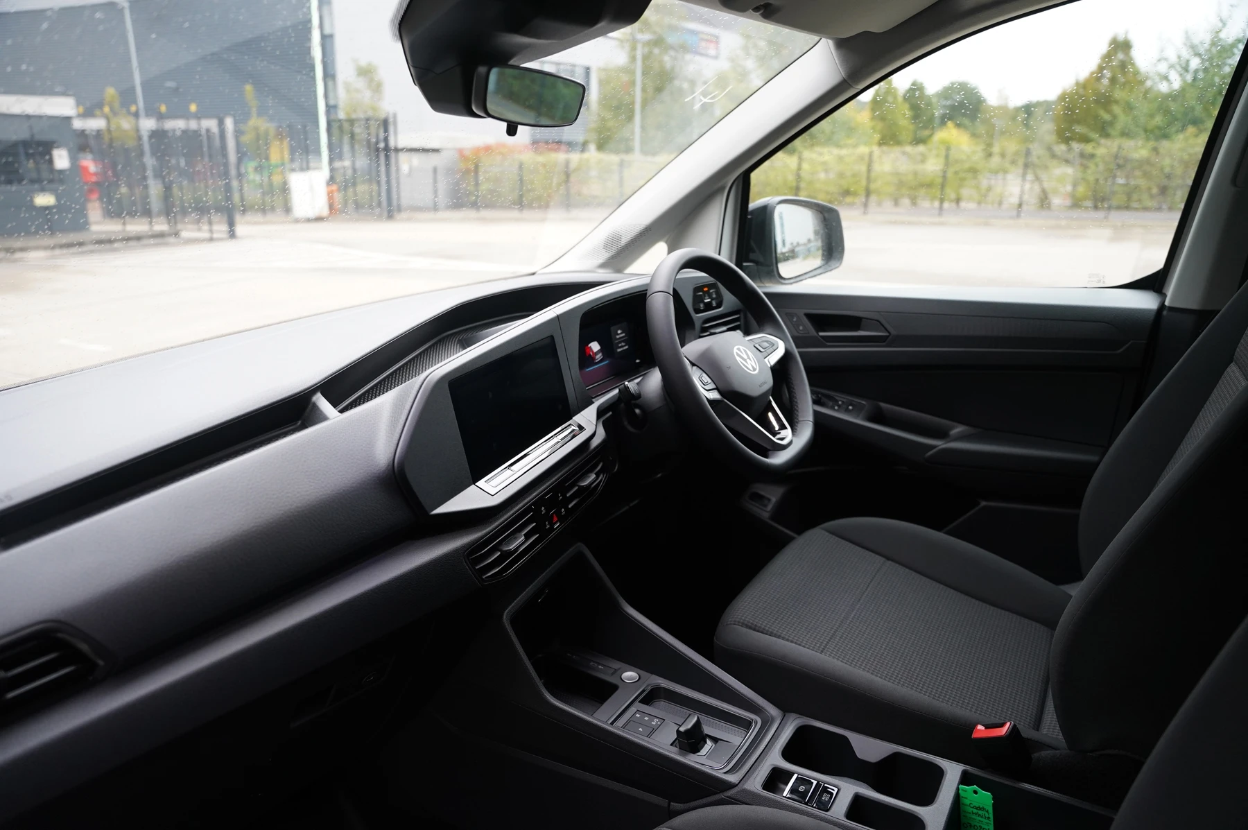 Volkswagen-Caddy-image-1