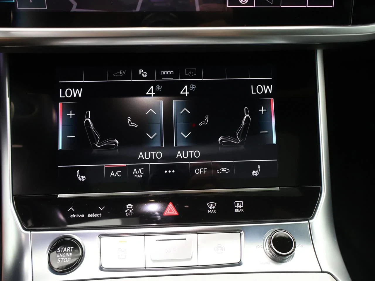 Audi A6 Avant PHEV Audi A6 Avant Competition 55 TFSI e quattro 270(367) kW(pk) S tronic