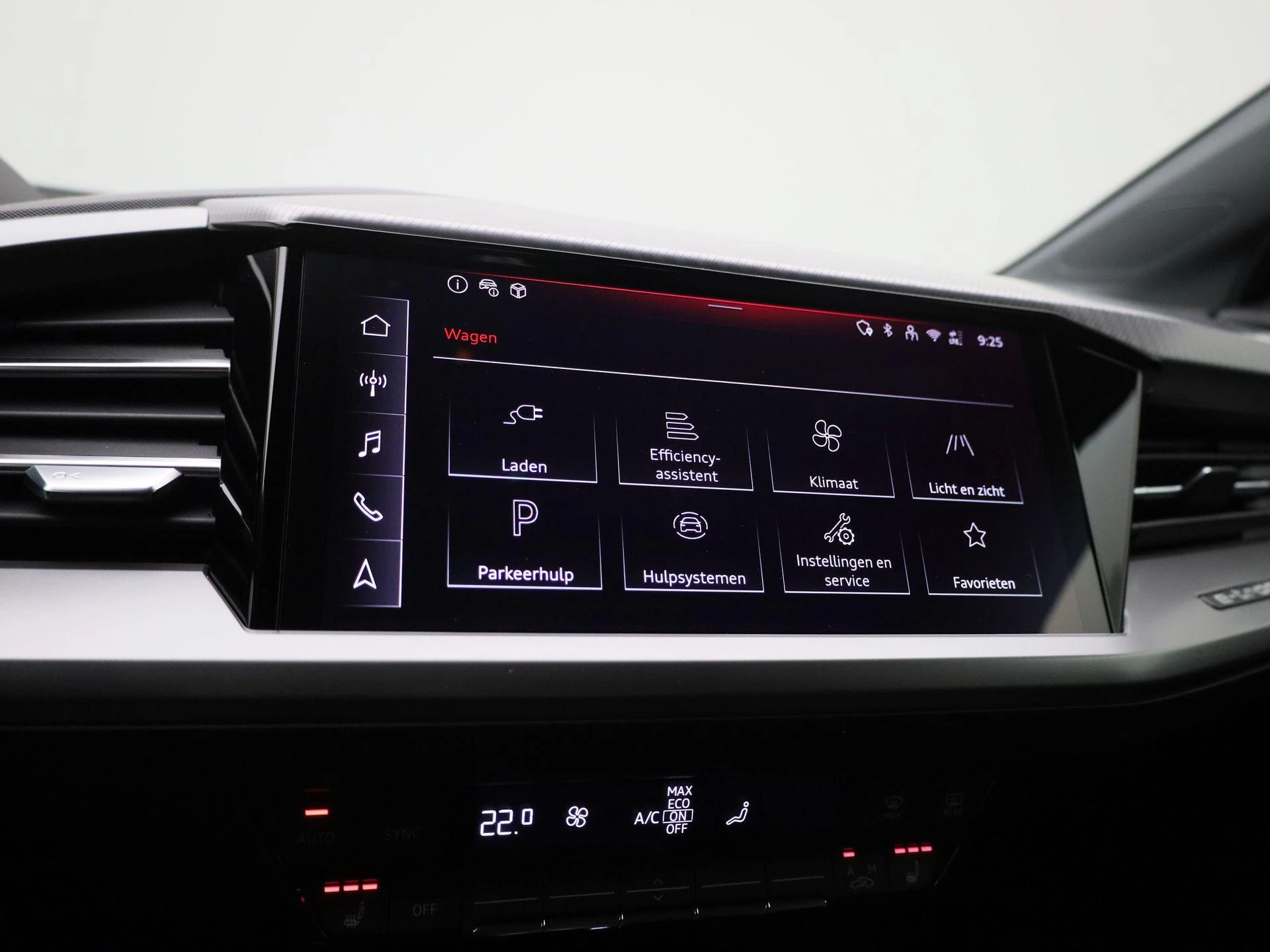 Audi-Q4 e-tron-image-30